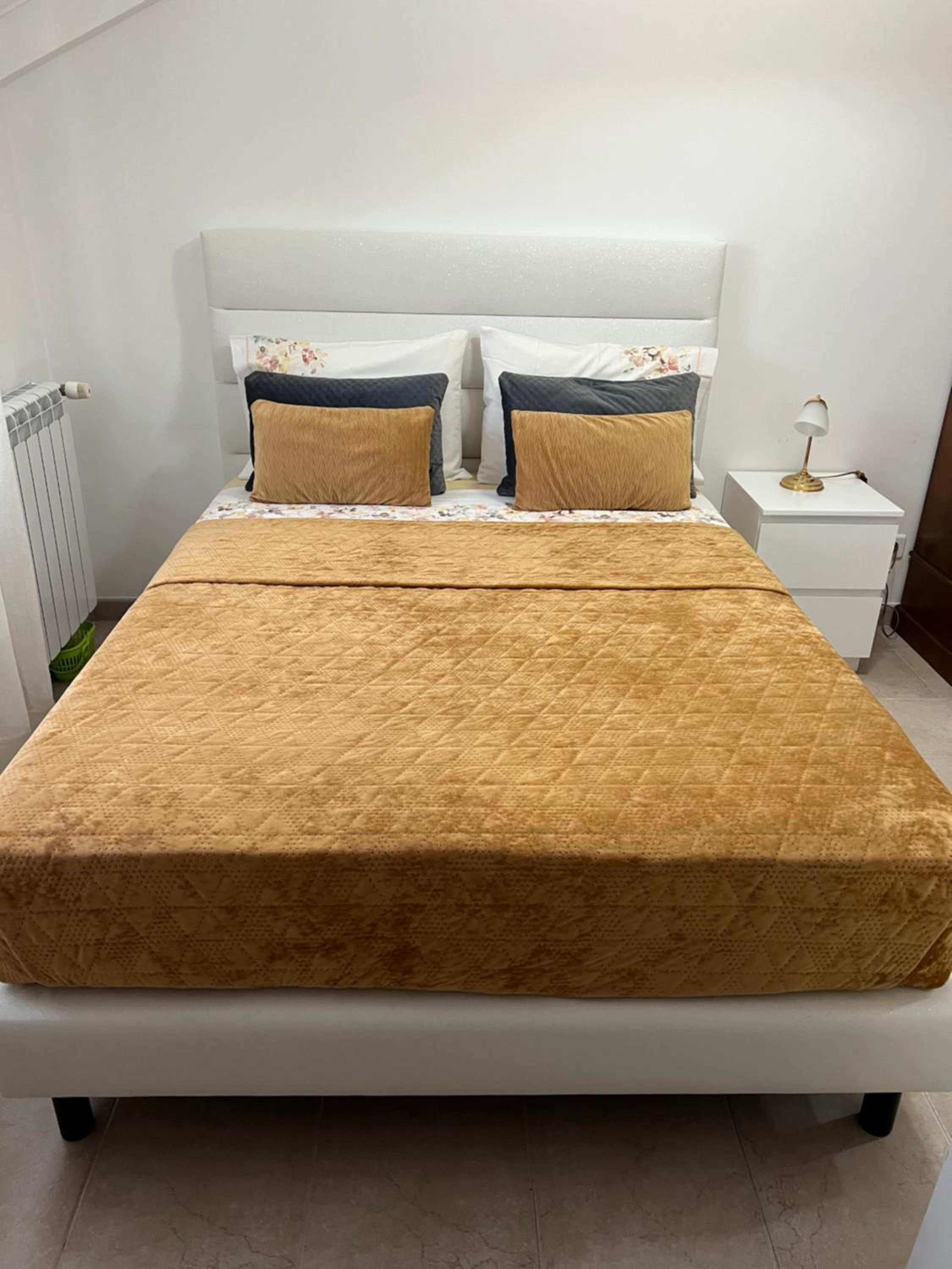Double Room with Private Bathroom - Photo 20