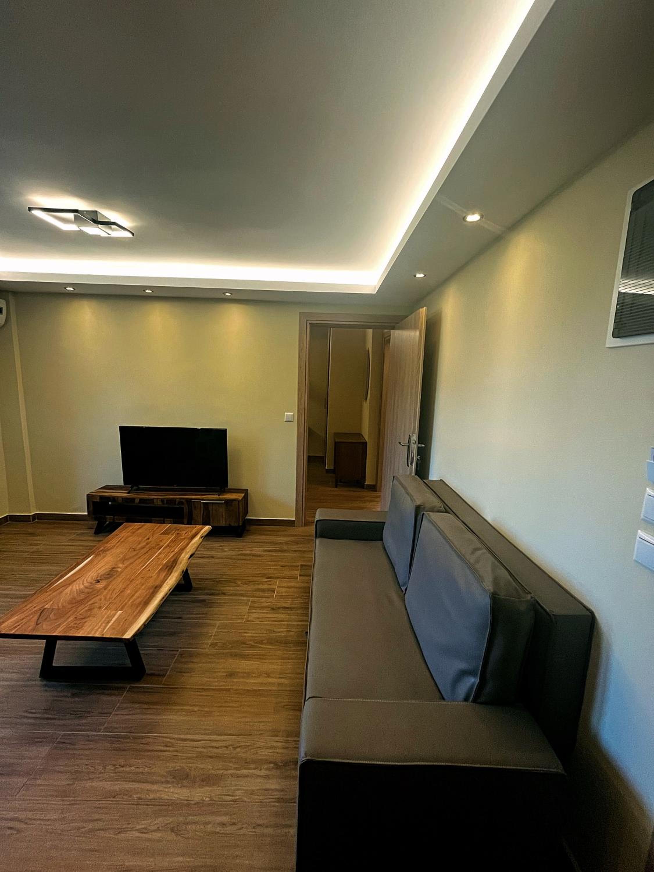 Deluxe Apartment photo 2