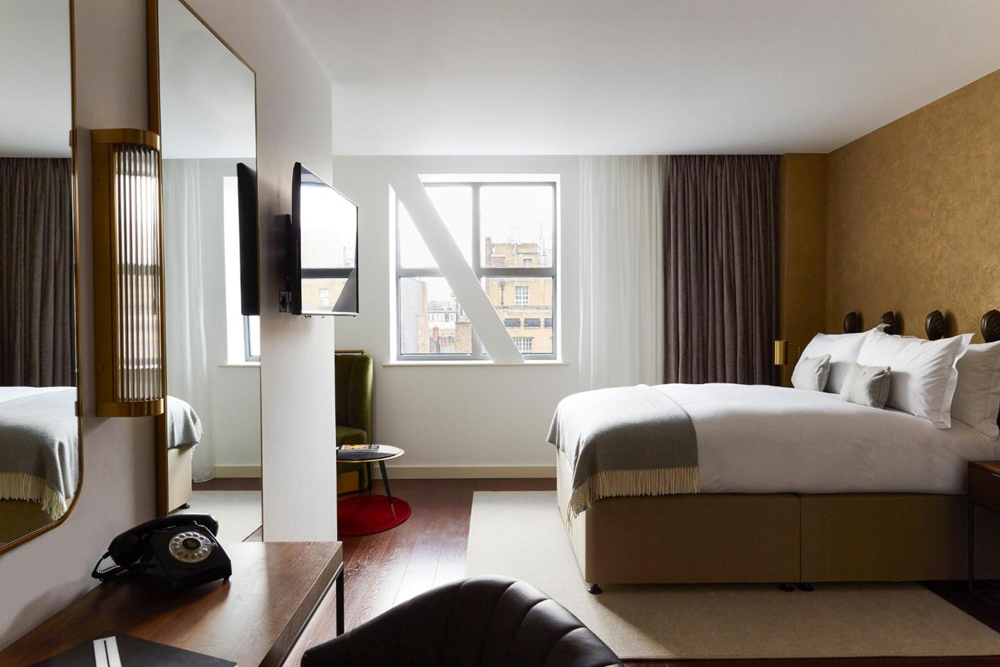 Standard Queen Room - Disability Access