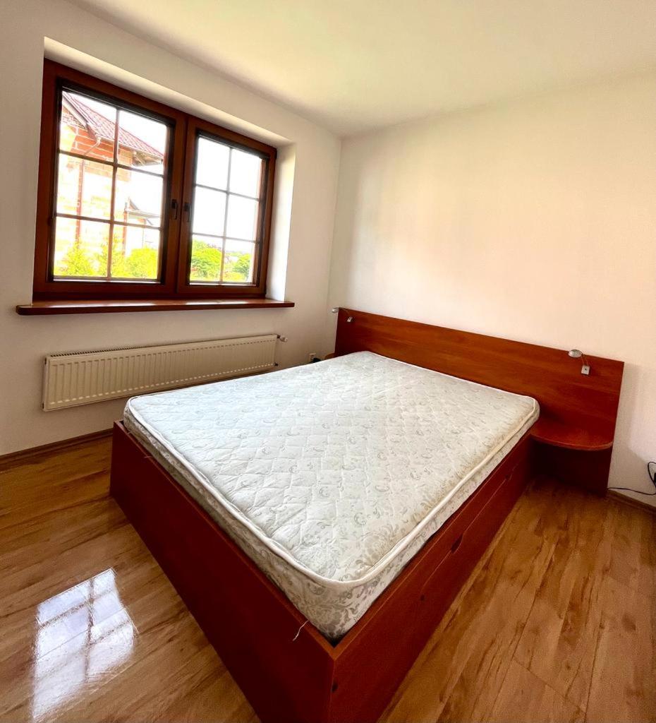 Apartment - Photo 2