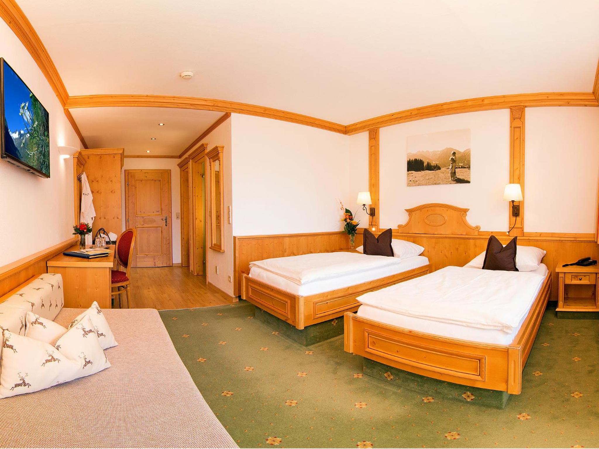 Double or Twin Room photo 2