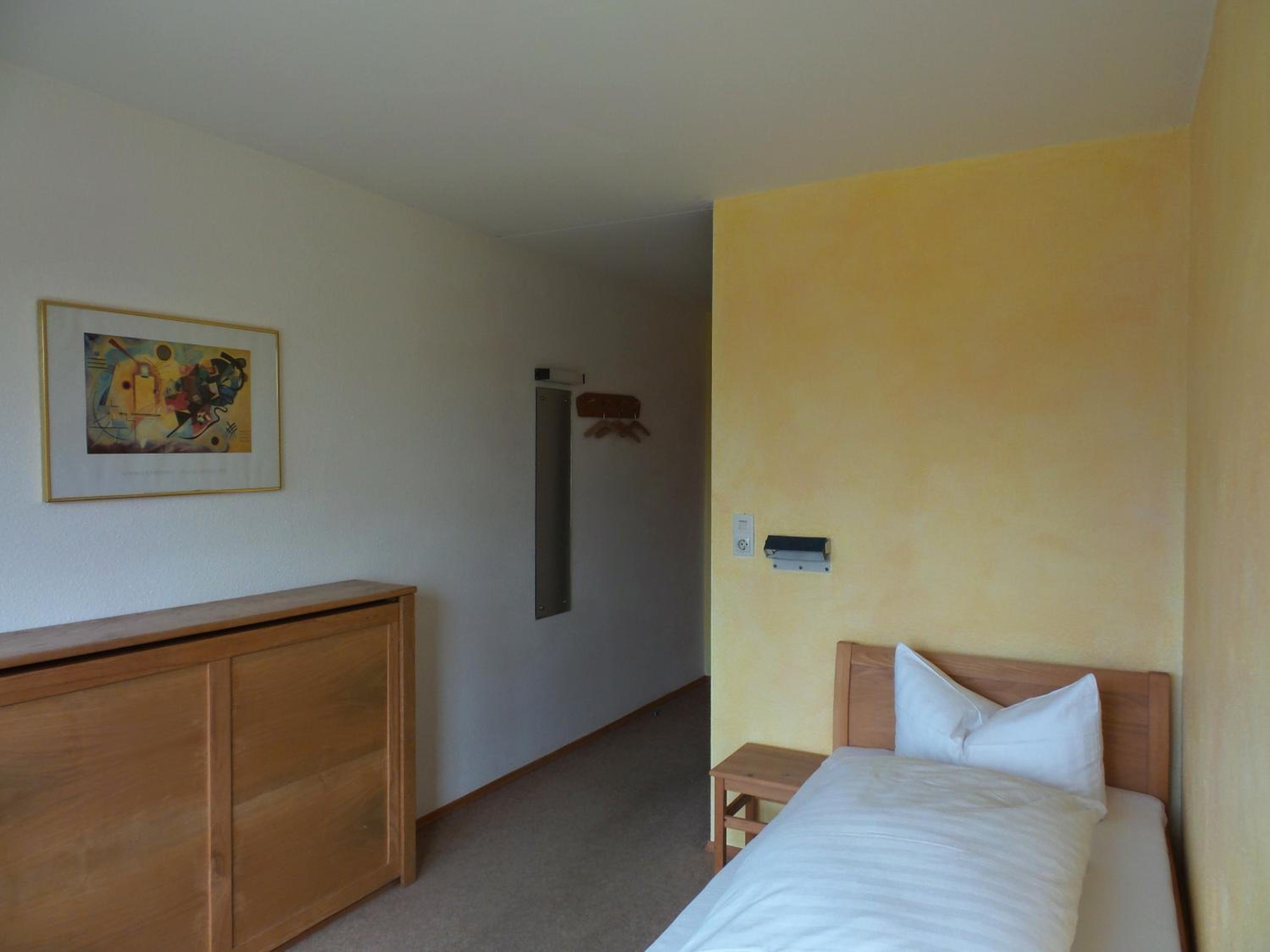 Single Room photo 2