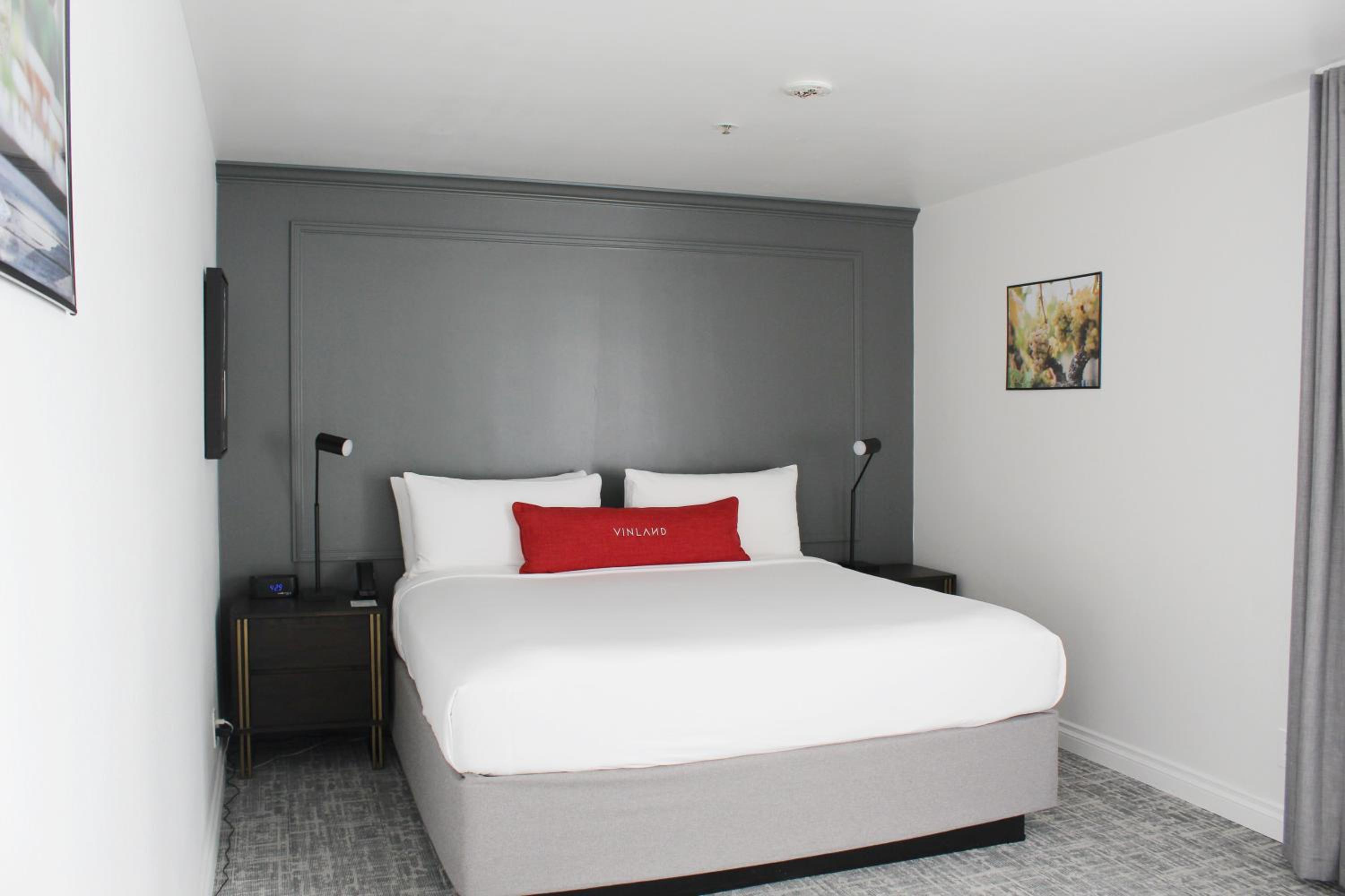 Zaza Mesa Suite at Vinland Hotel and Lounge in Solvang