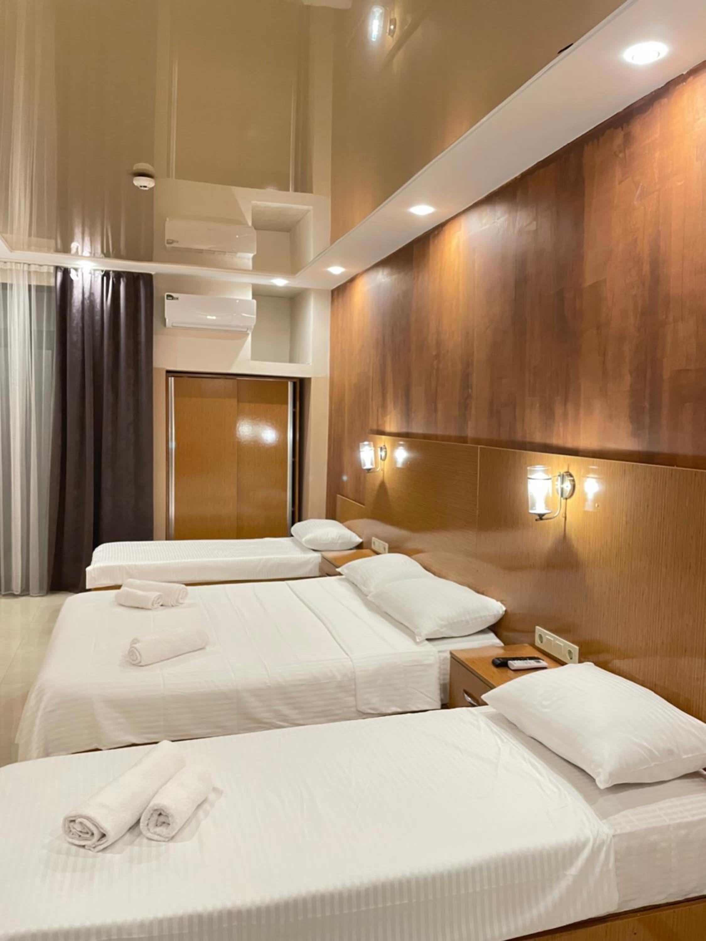 Quadruple Room with Sea View