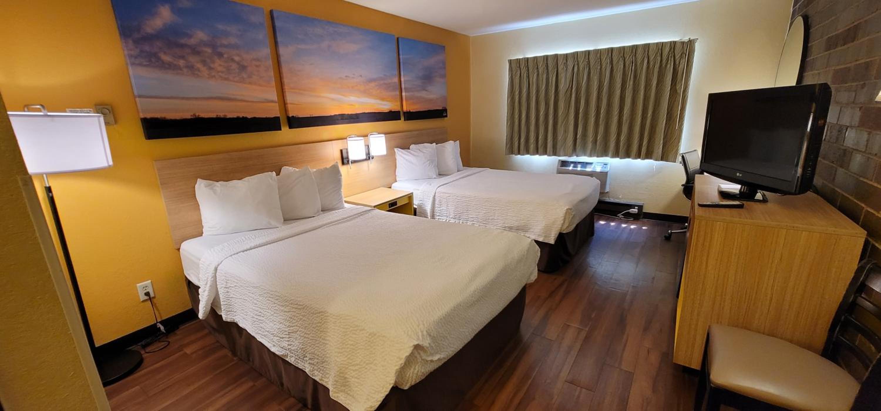 Double Room with Two Double Beds - Photo 4