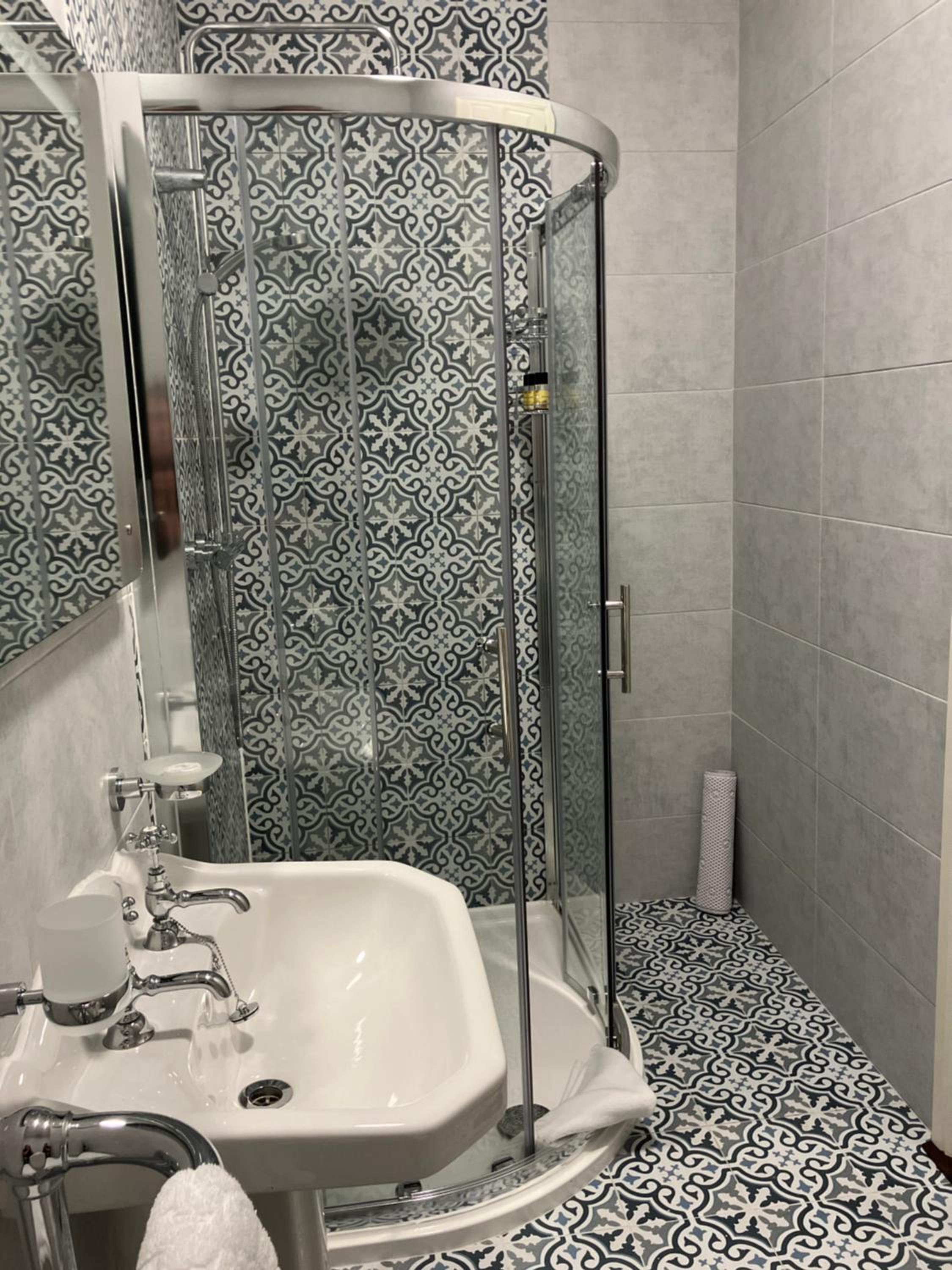 Deluxe Twin Room photo 2