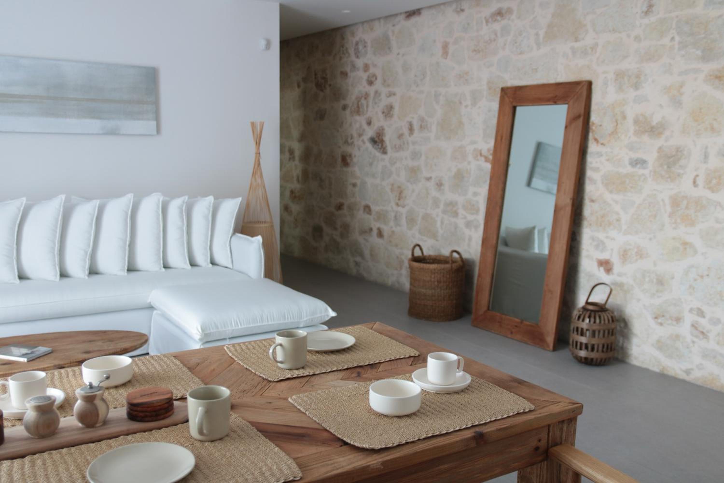 Three-Bedroom Villa photo 2