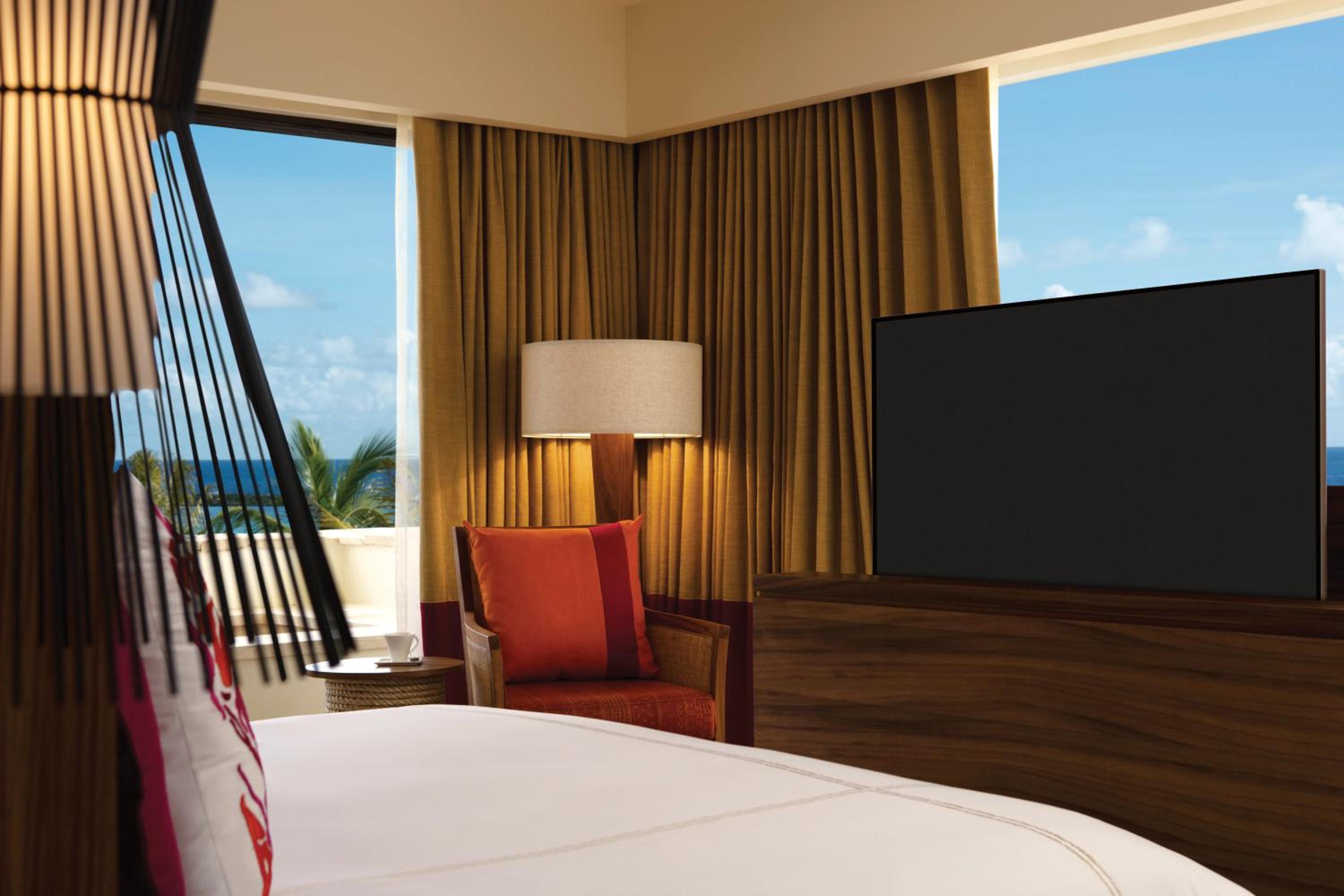 Romance Master Suite Ocean Front