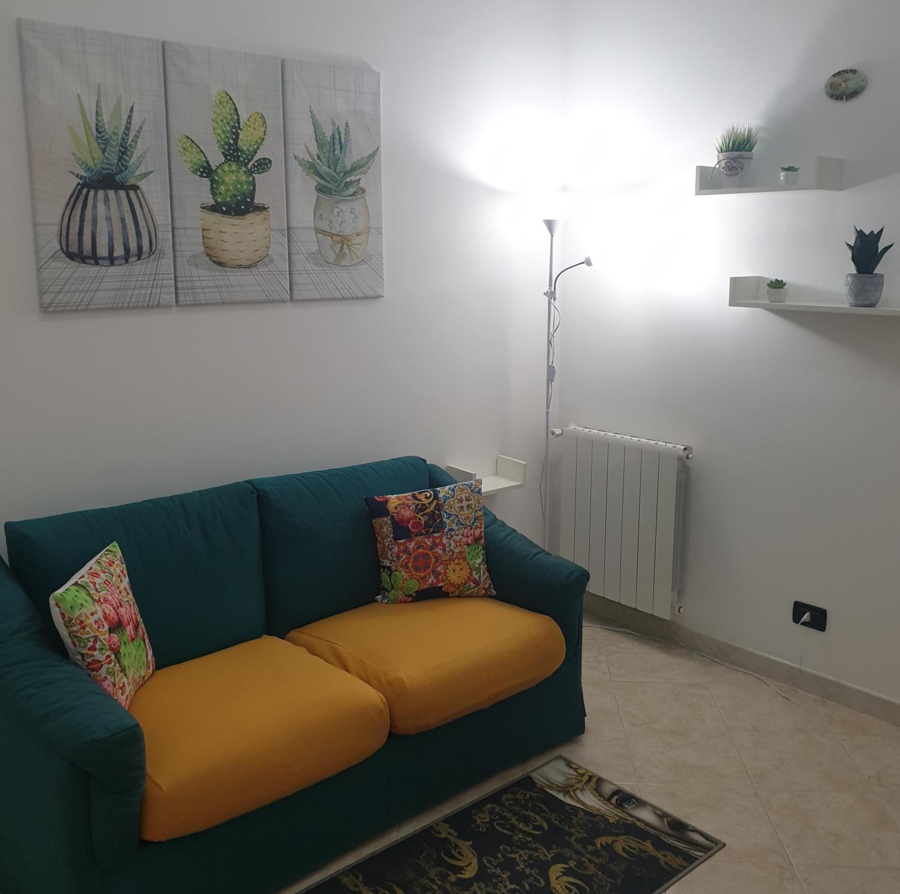 One-Bedroom Apartment