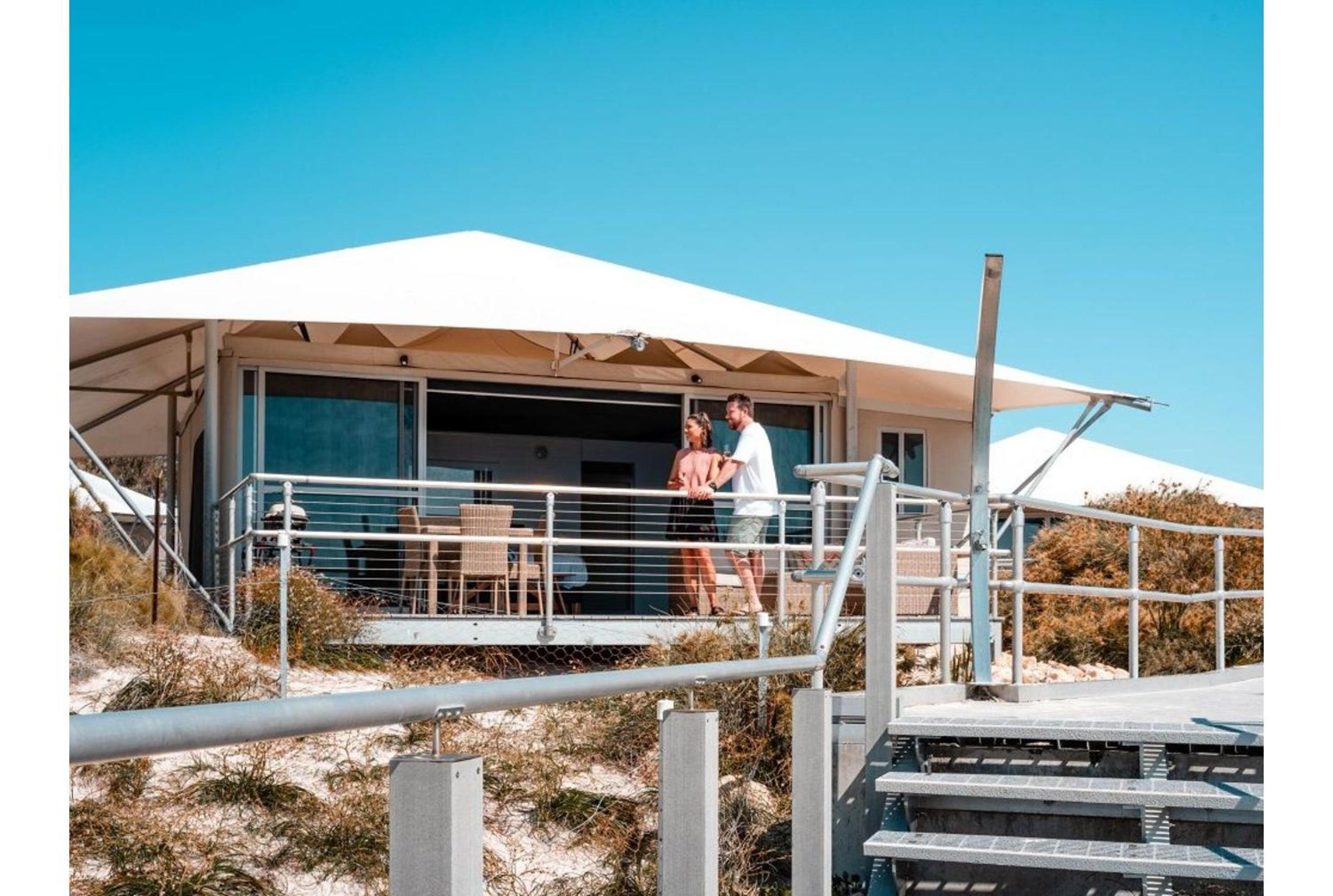 Deluxe Oceanside Tent - Adults Only - Photo 7