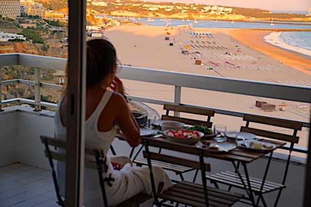 Apartment with Sea View - Photo 18