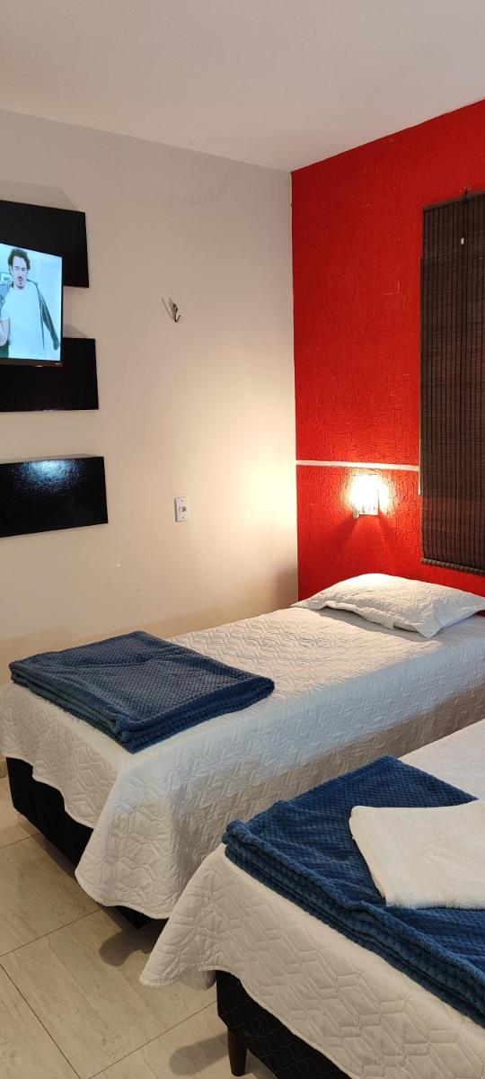 Large Double Room - Photo 1