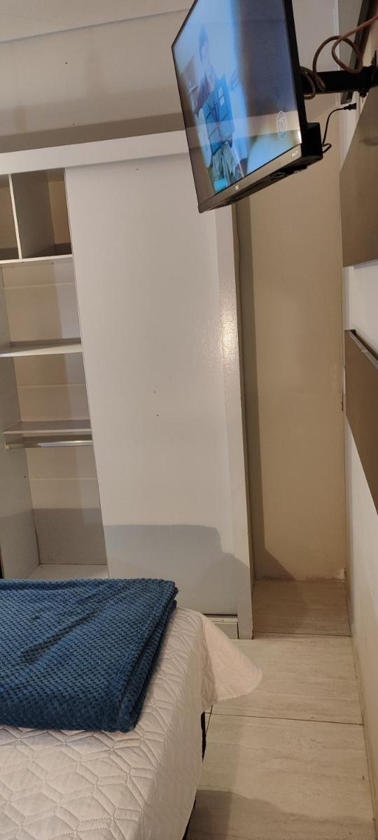 Large Double Room - Photo 5