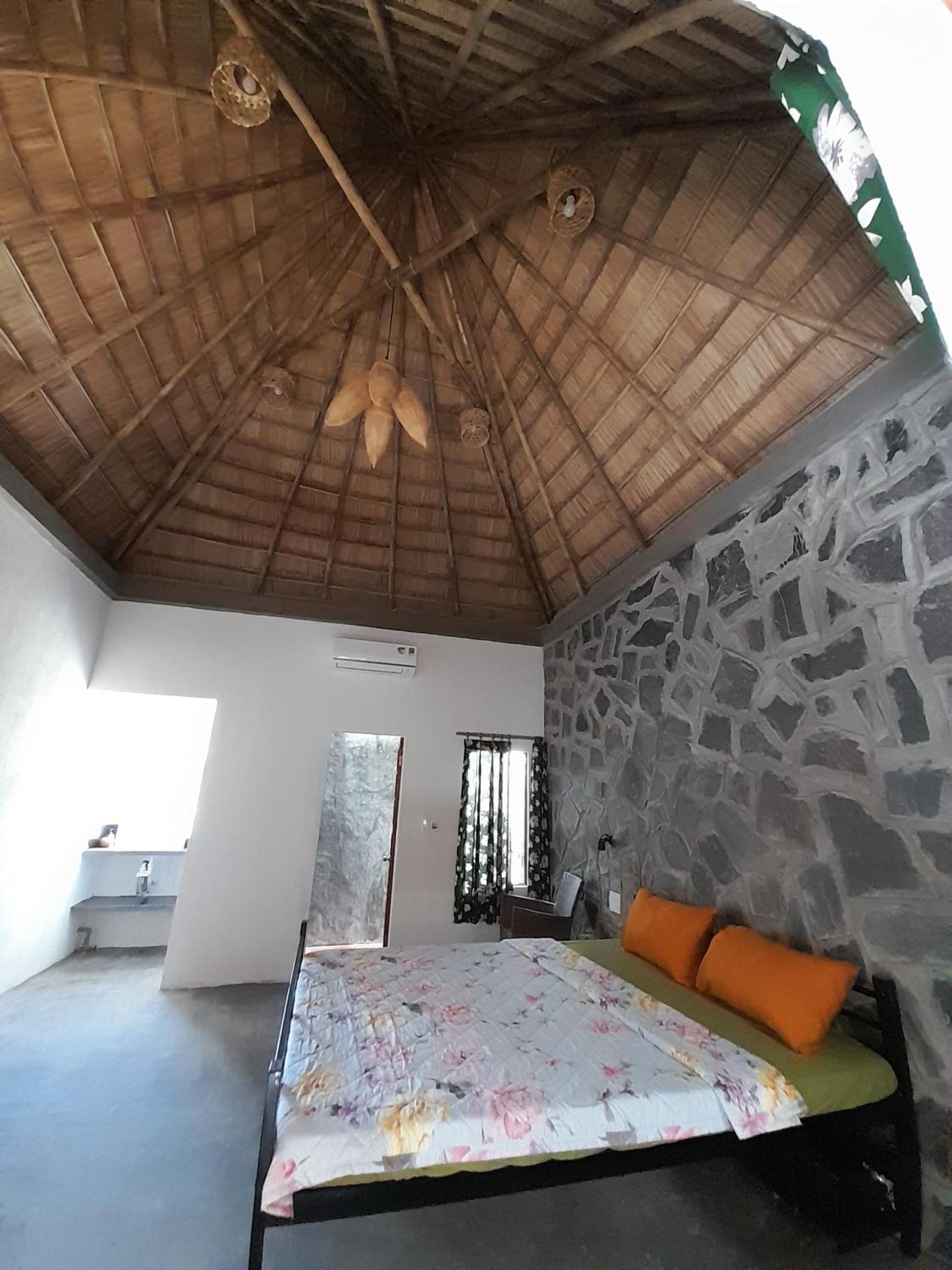 Deluxe Bungalow