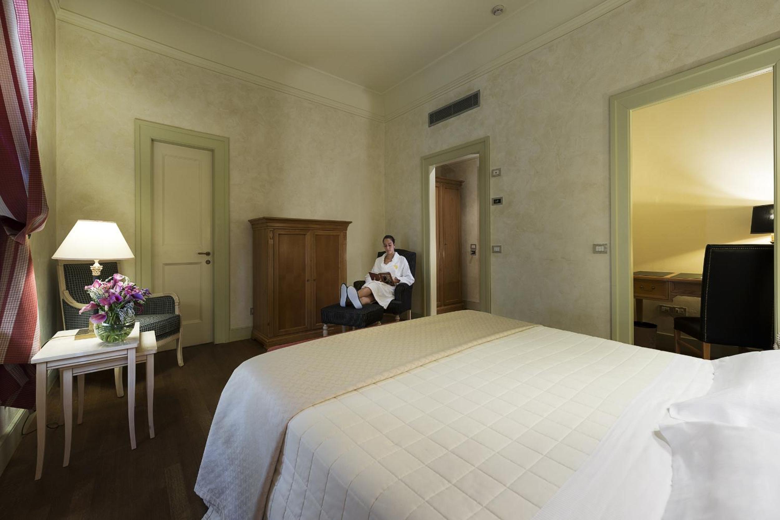 Deluxe Double Room - Photo 4