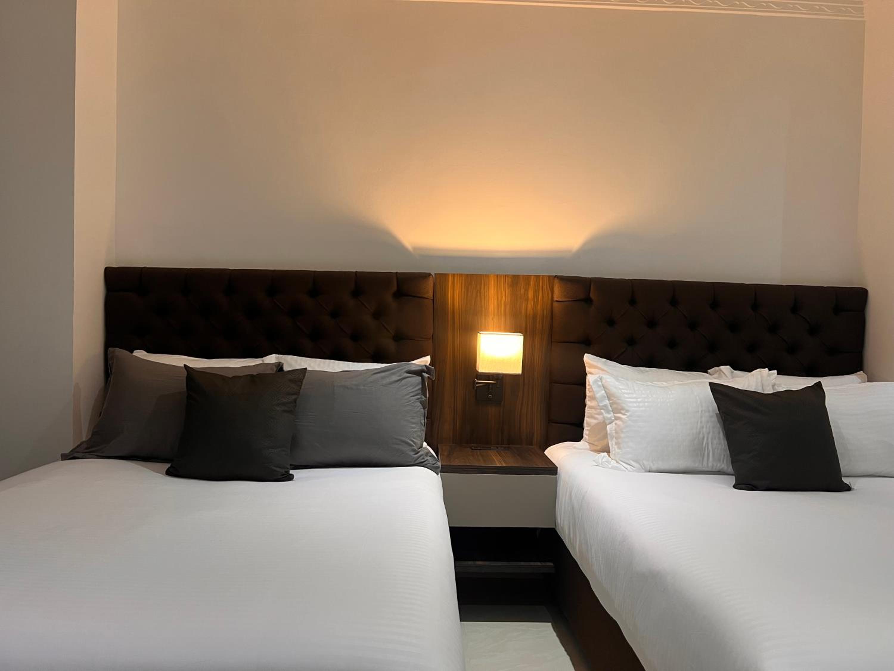 Quadruple Room photo 3