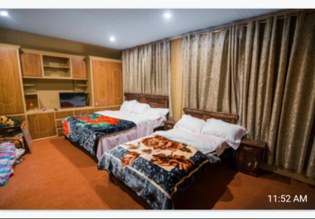Deluxe Family Room photo 1