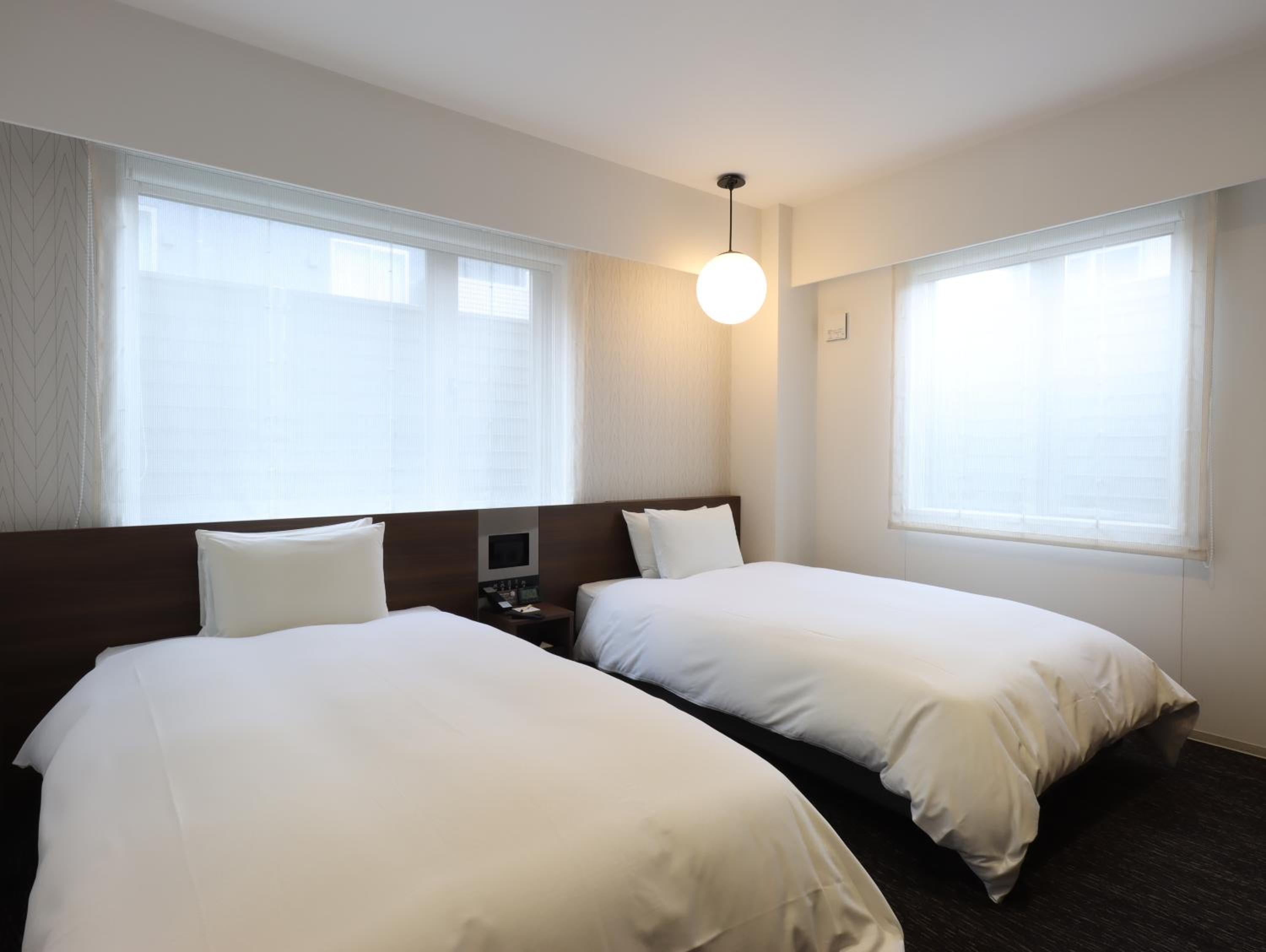 Twin Room - Disability Access photo 1