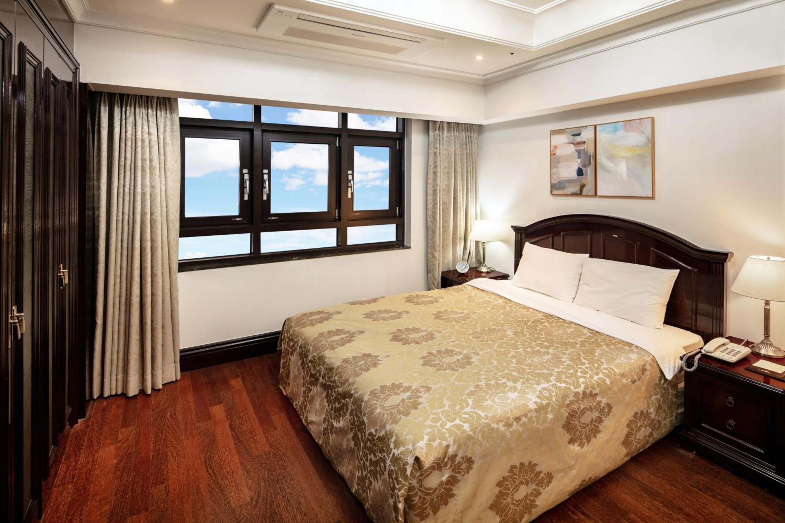 Sapphire Double Room - Photo 2