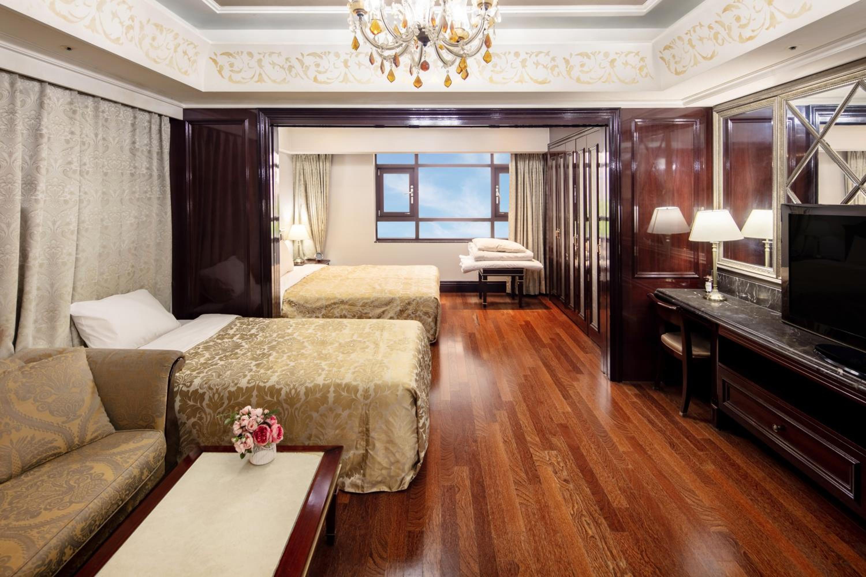 Quadruple Room (randomly assigned bed type) - Photo 3