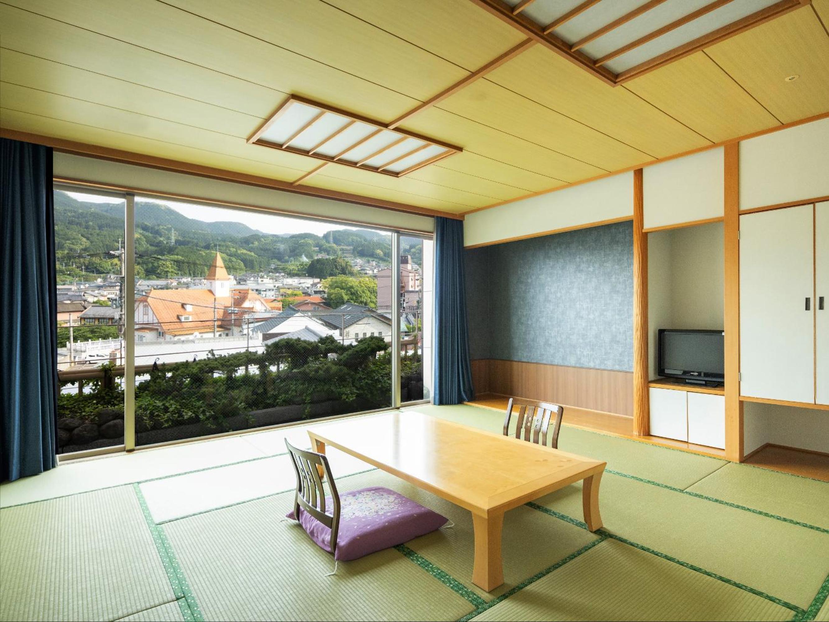 Japanese-Style Room - Non-Smoking - Photo 1