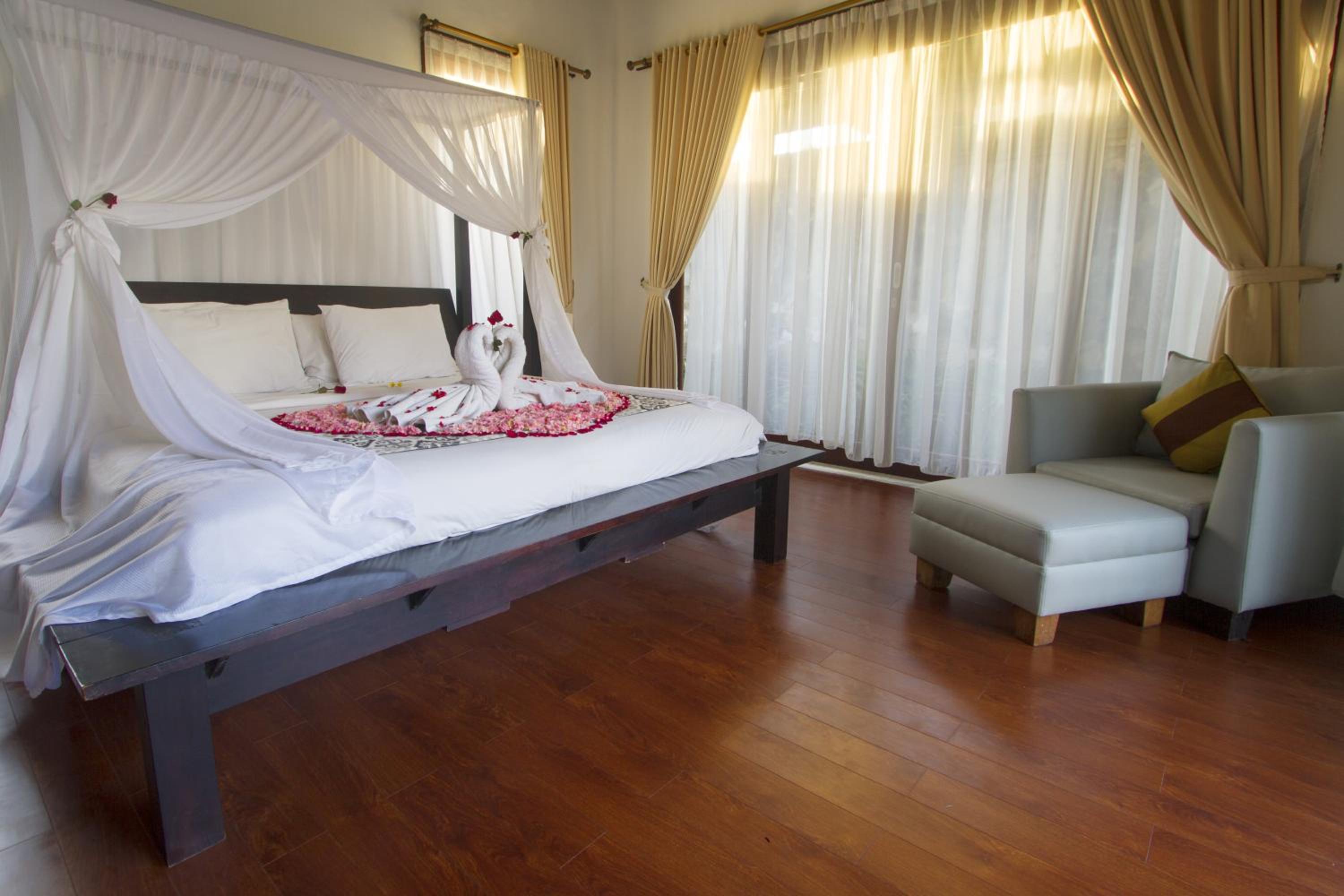 One-Bedroom Villa with Private Pool - Photo 9