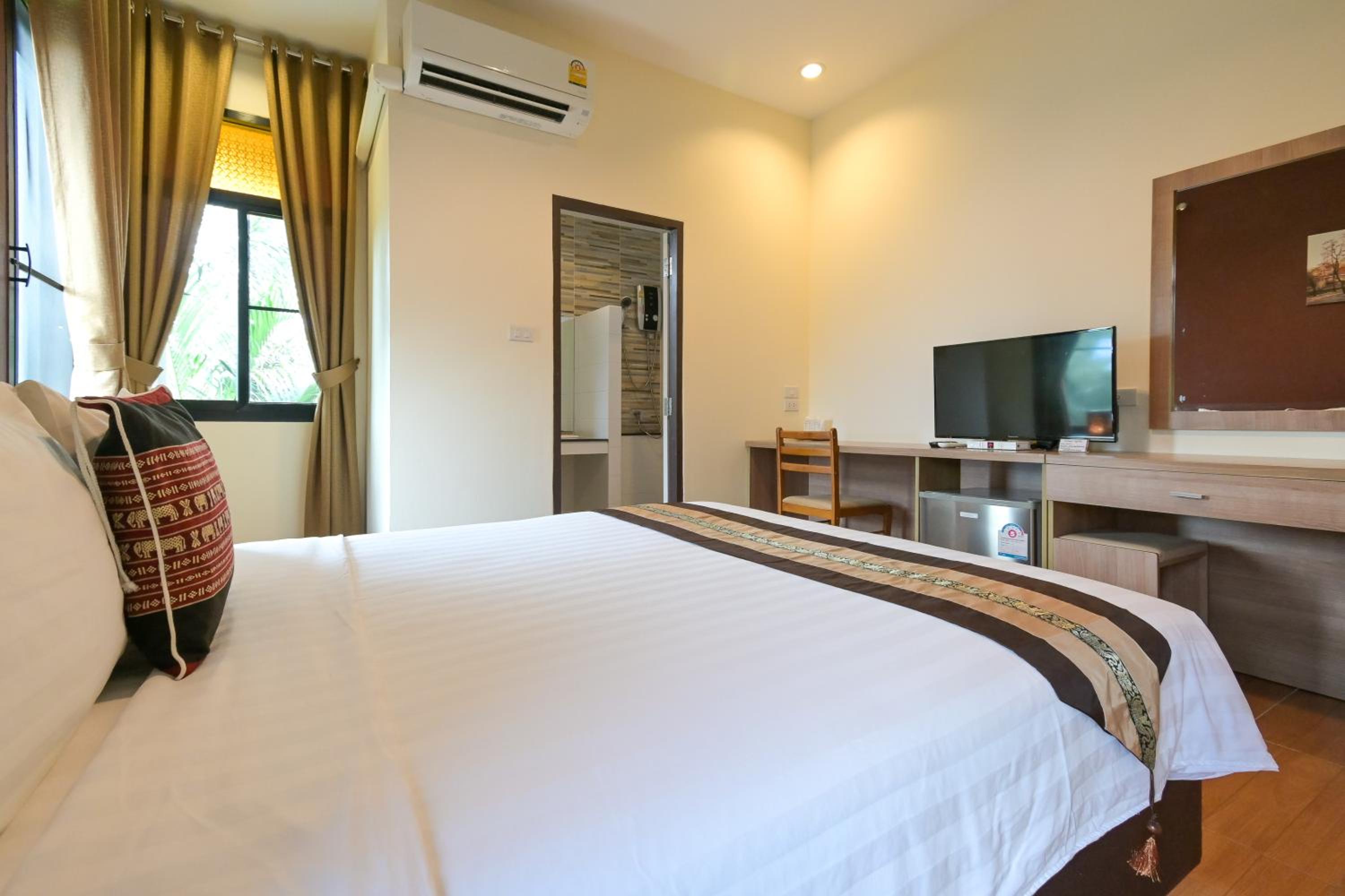 Superior Double or Twin Room - Photo 2