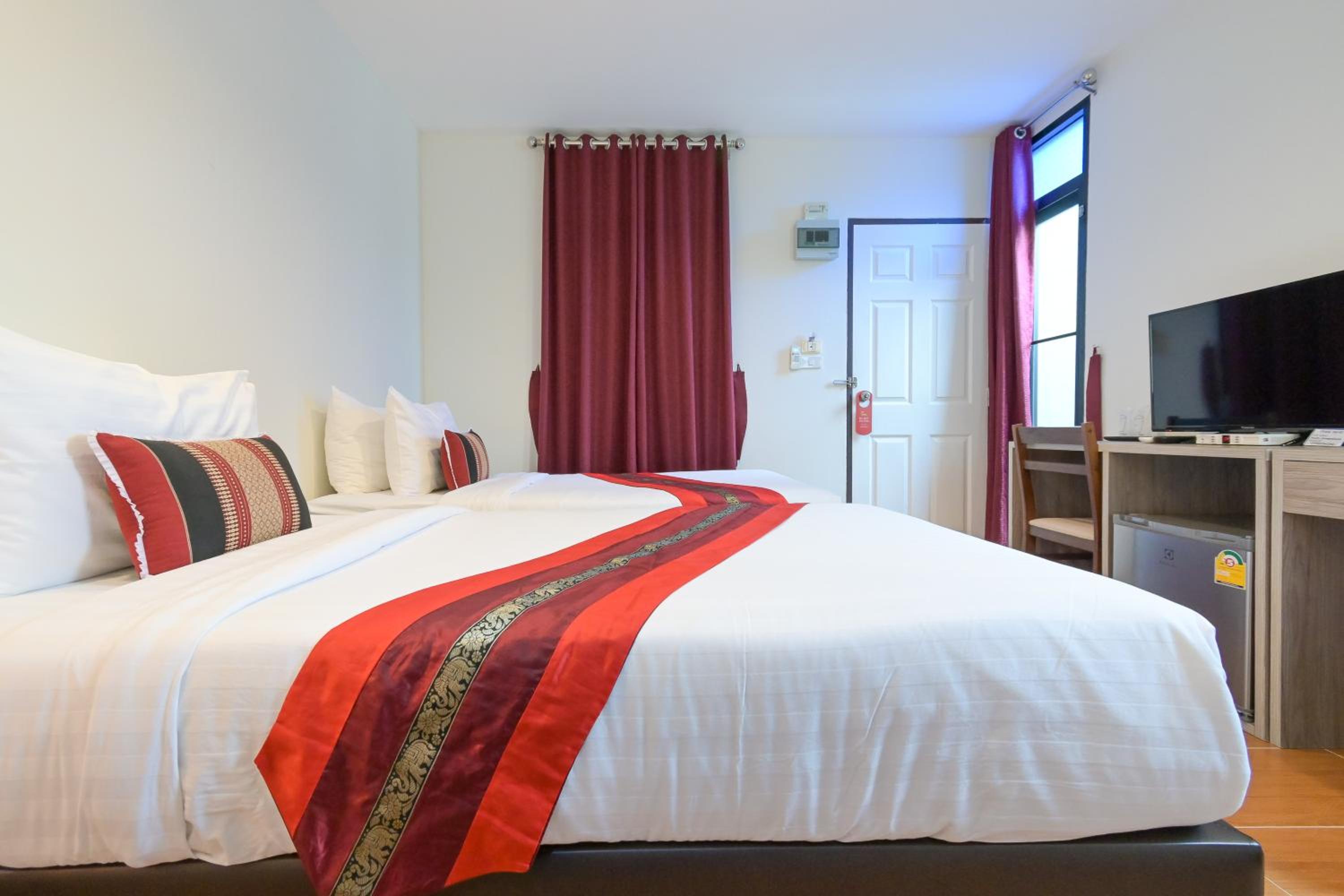 Superior Double or Twin Room - Photo 1