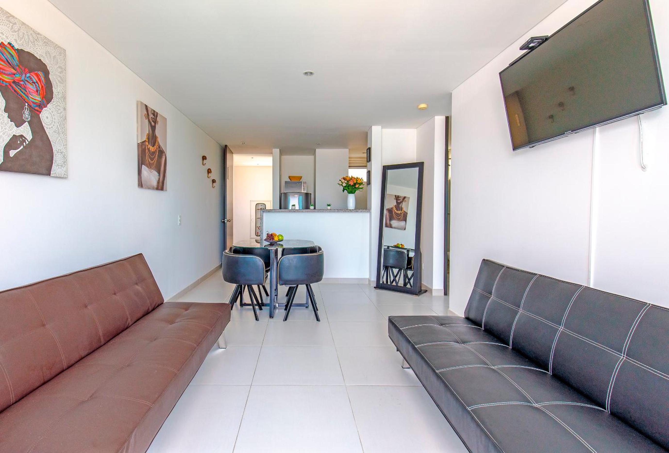 One-Bedroom Apartment with Balcony and City View photo 1
