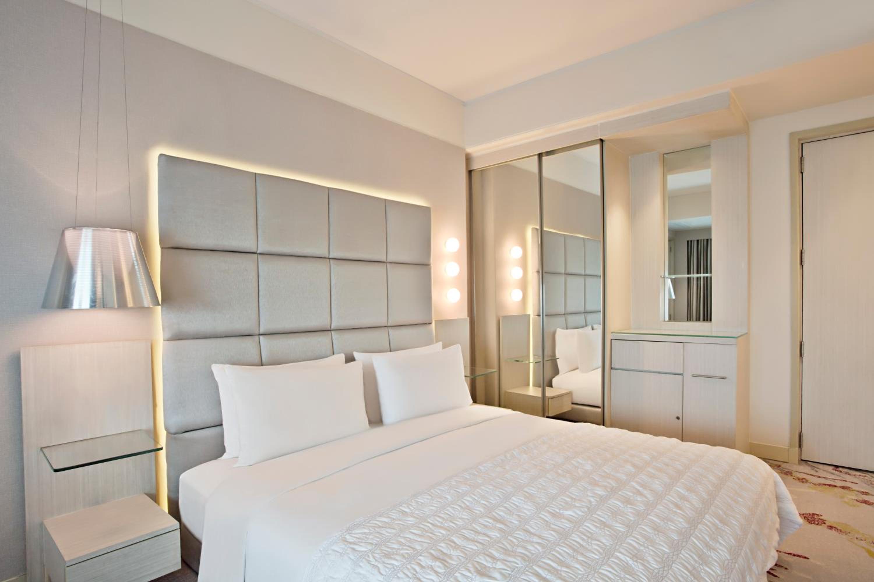 King Room with Aravalli View - Photo 1