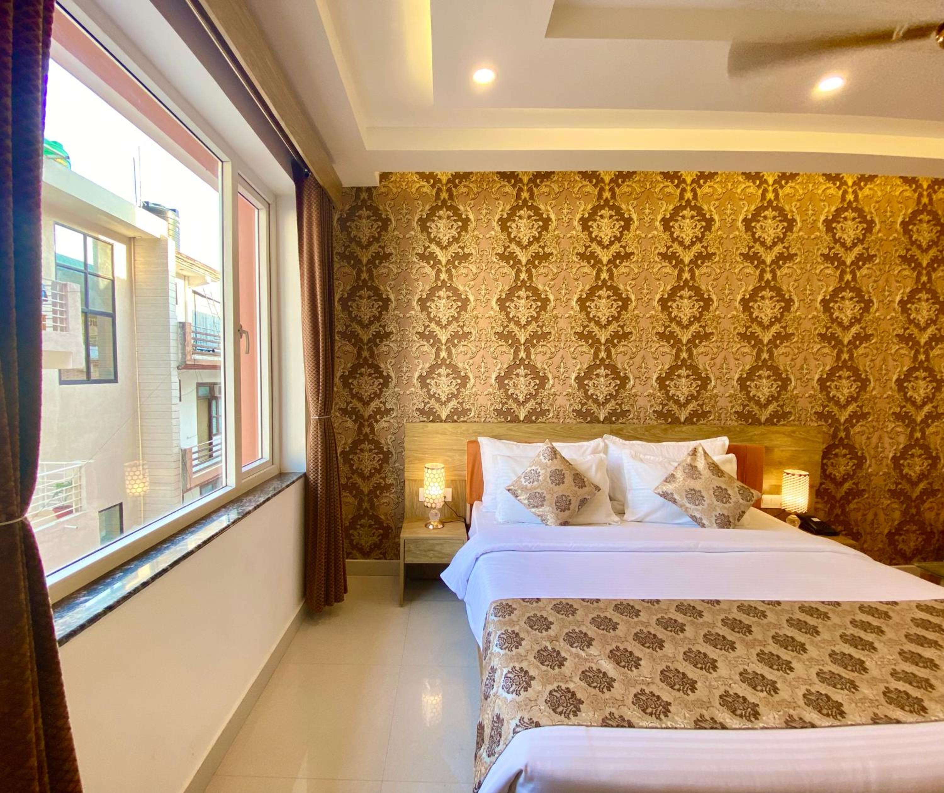 Premium Room - Photo 9