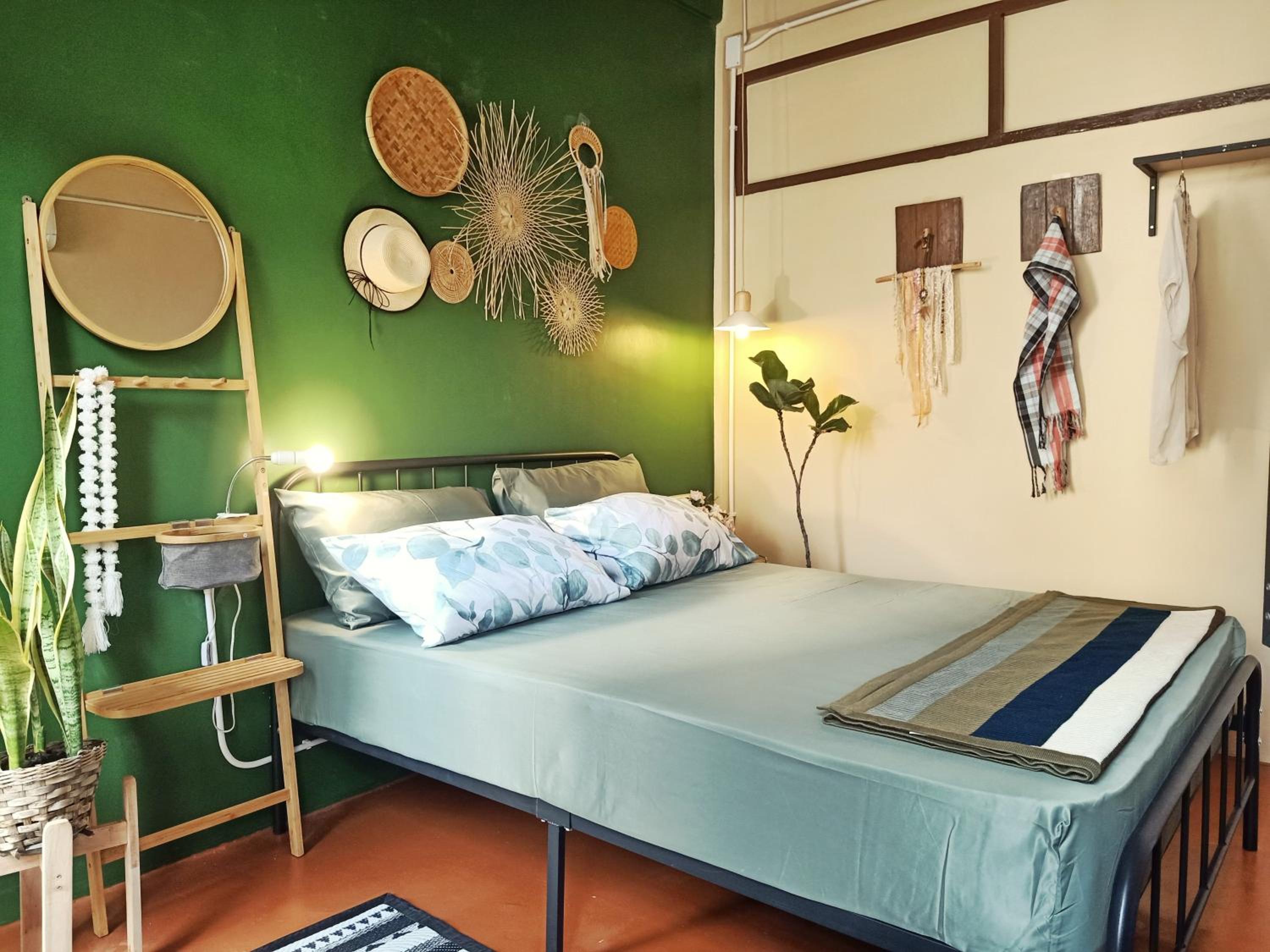 Queen Room with Balcony photo 1