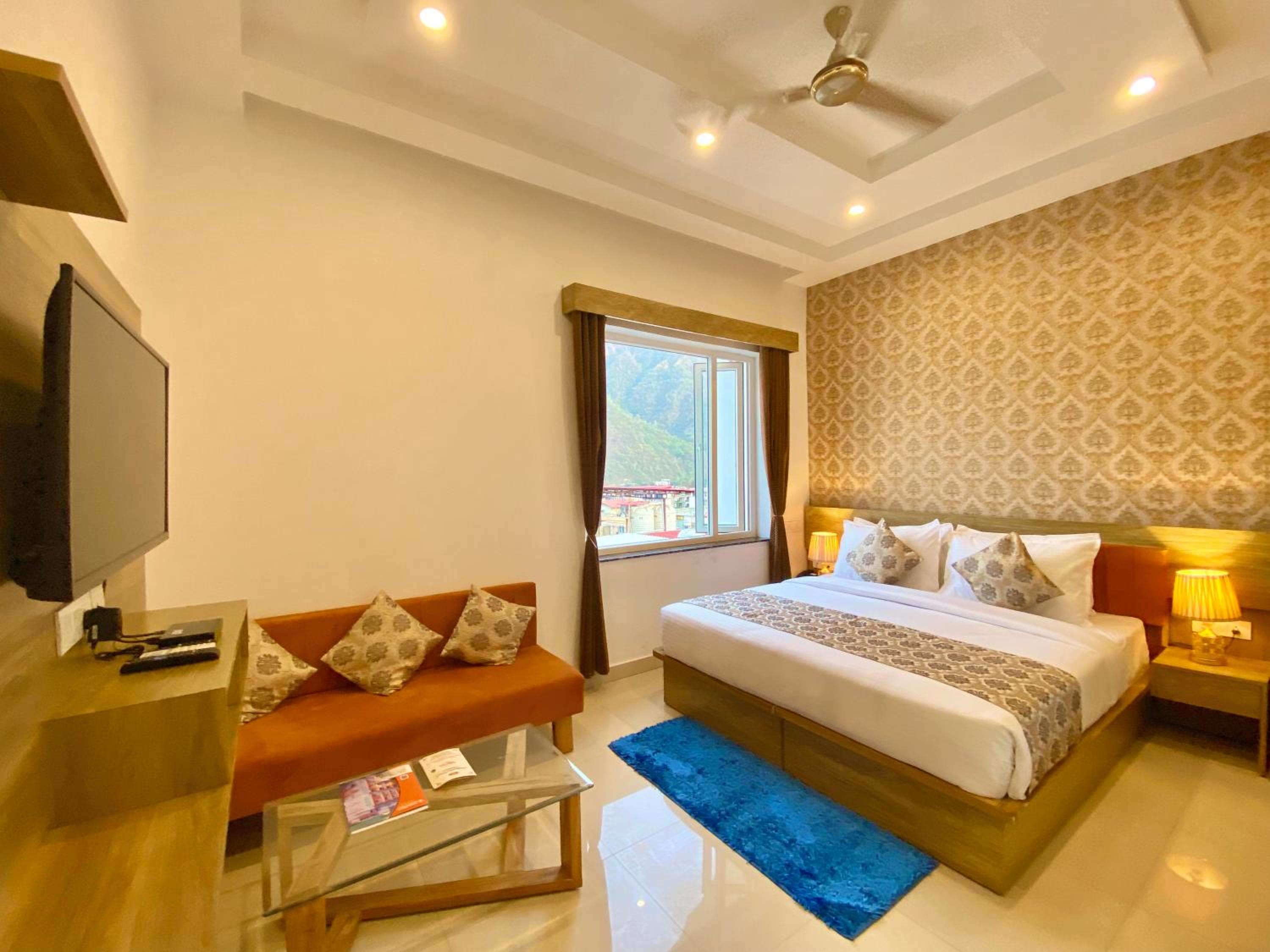 Superior King Room - Photo 14