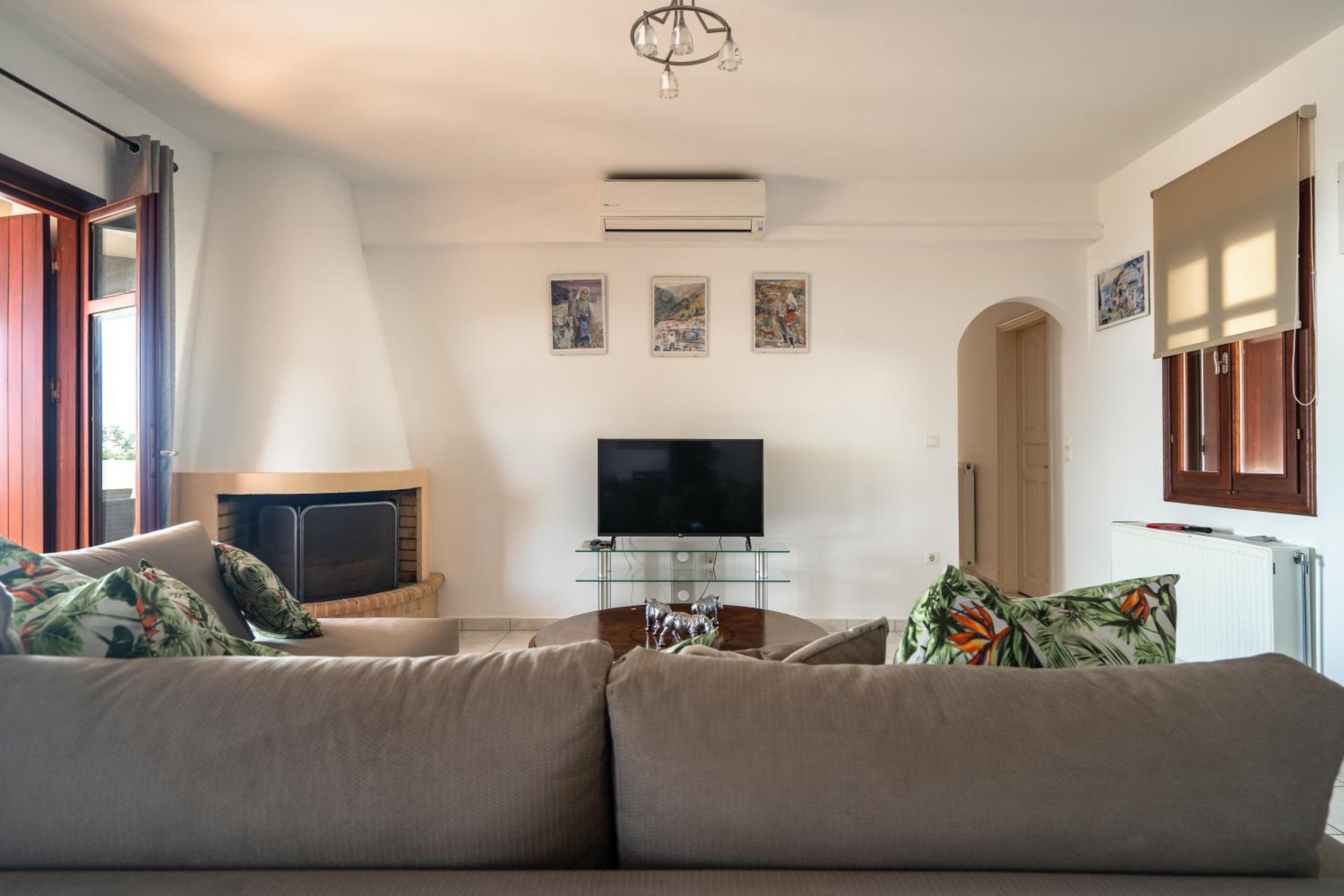 Villa with Sea View photo 1