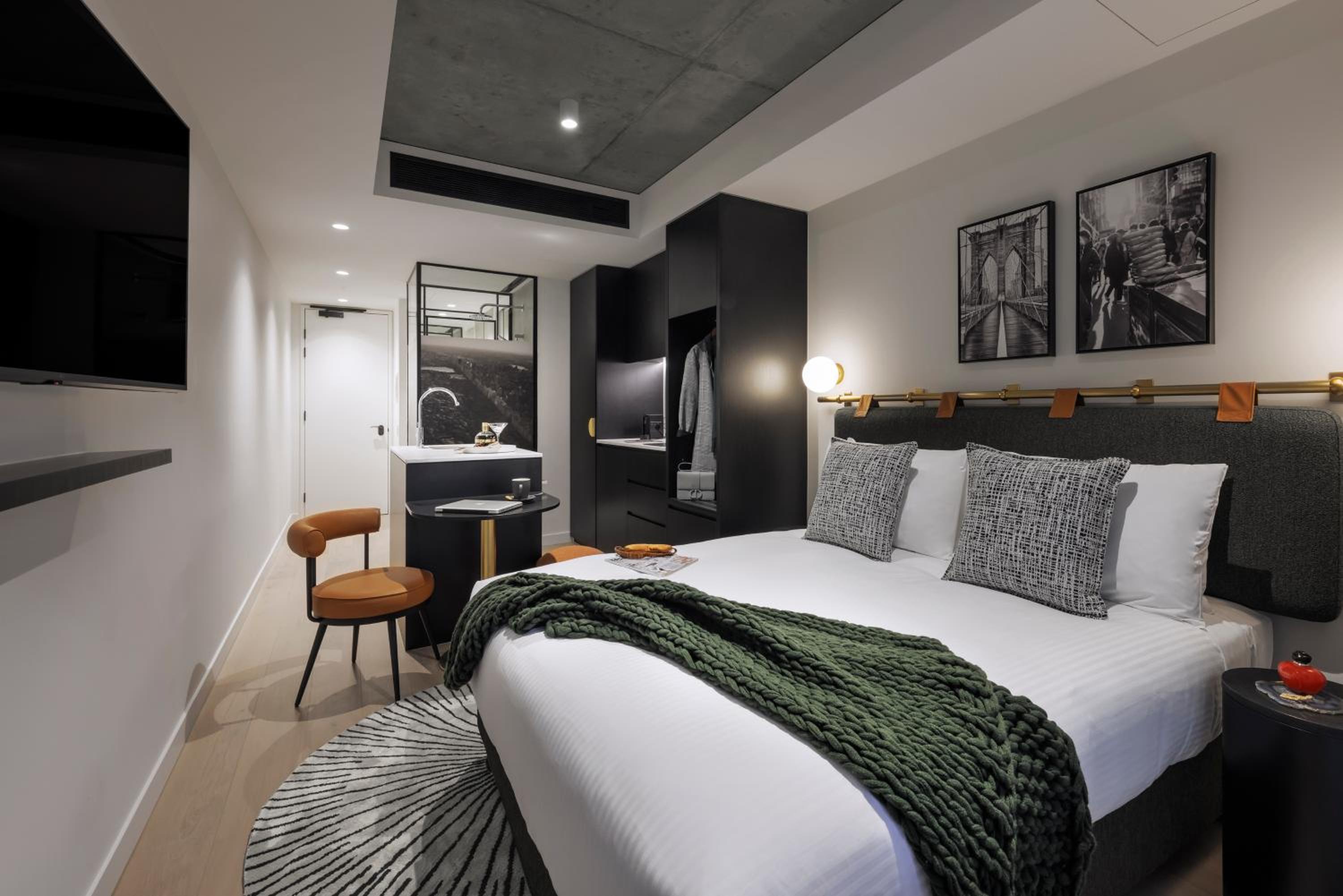 Veriu Suite