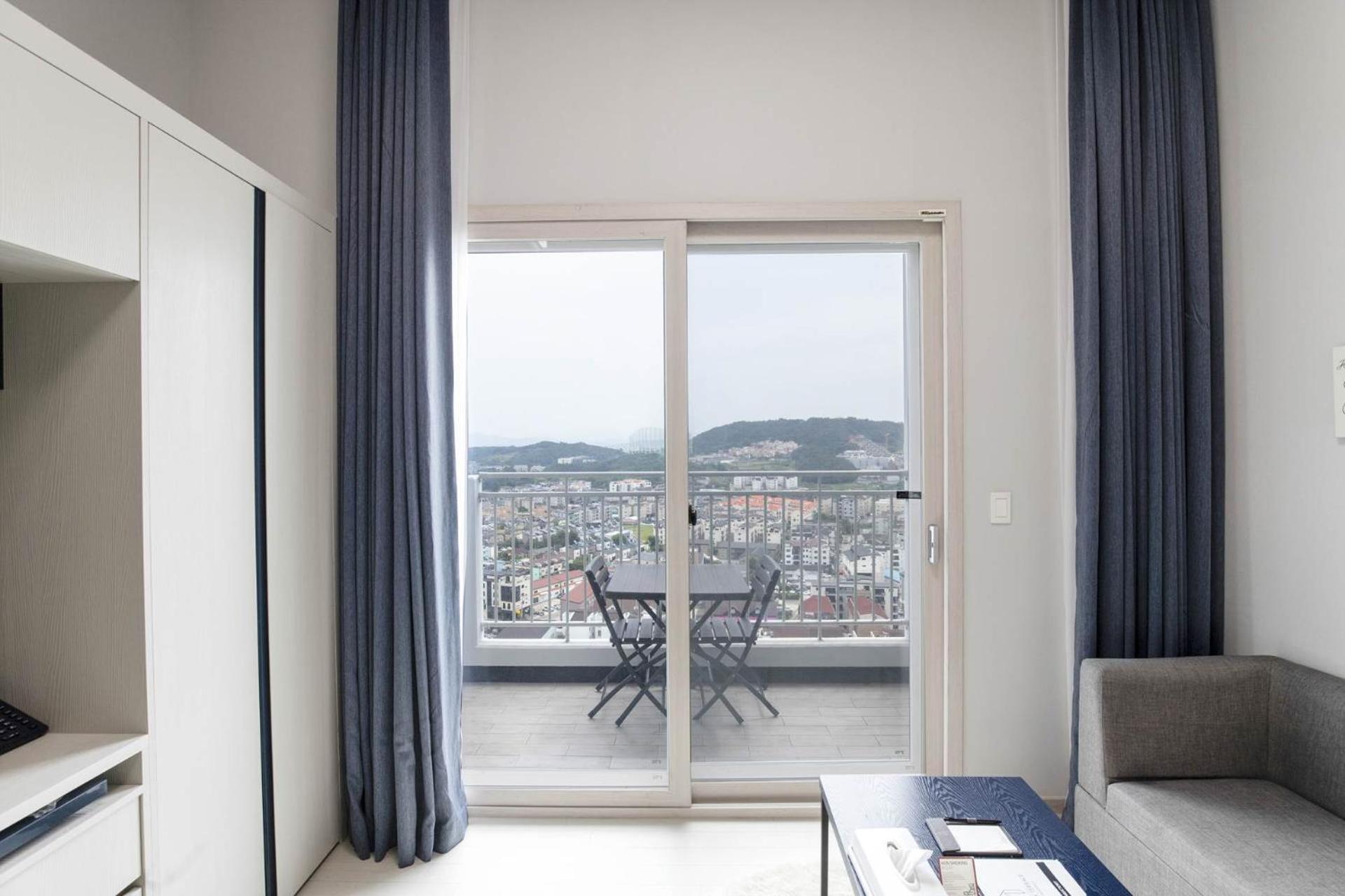 Deluxe Room - Photo 2