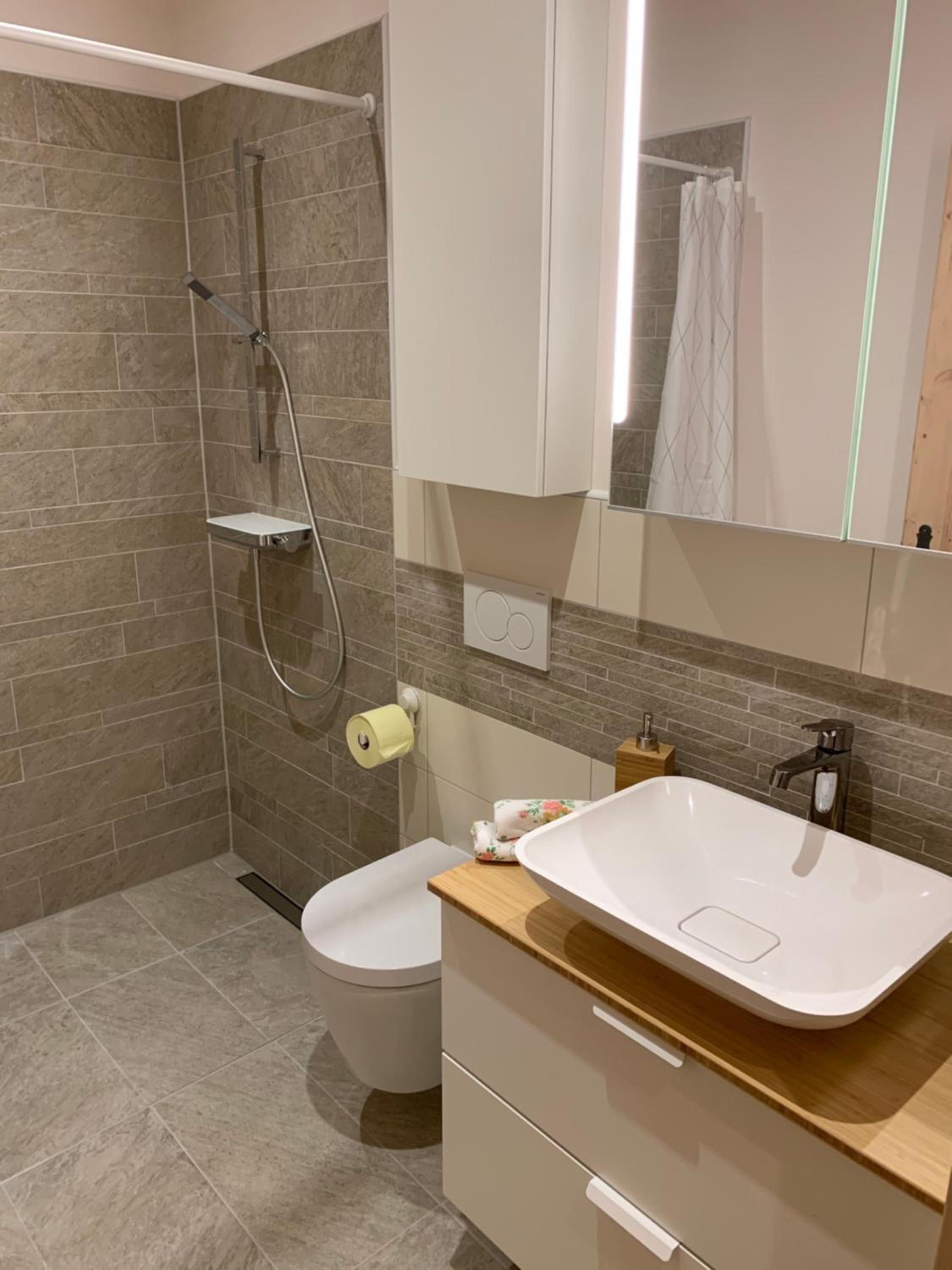Two-Bedroom Apartment - Photo 17