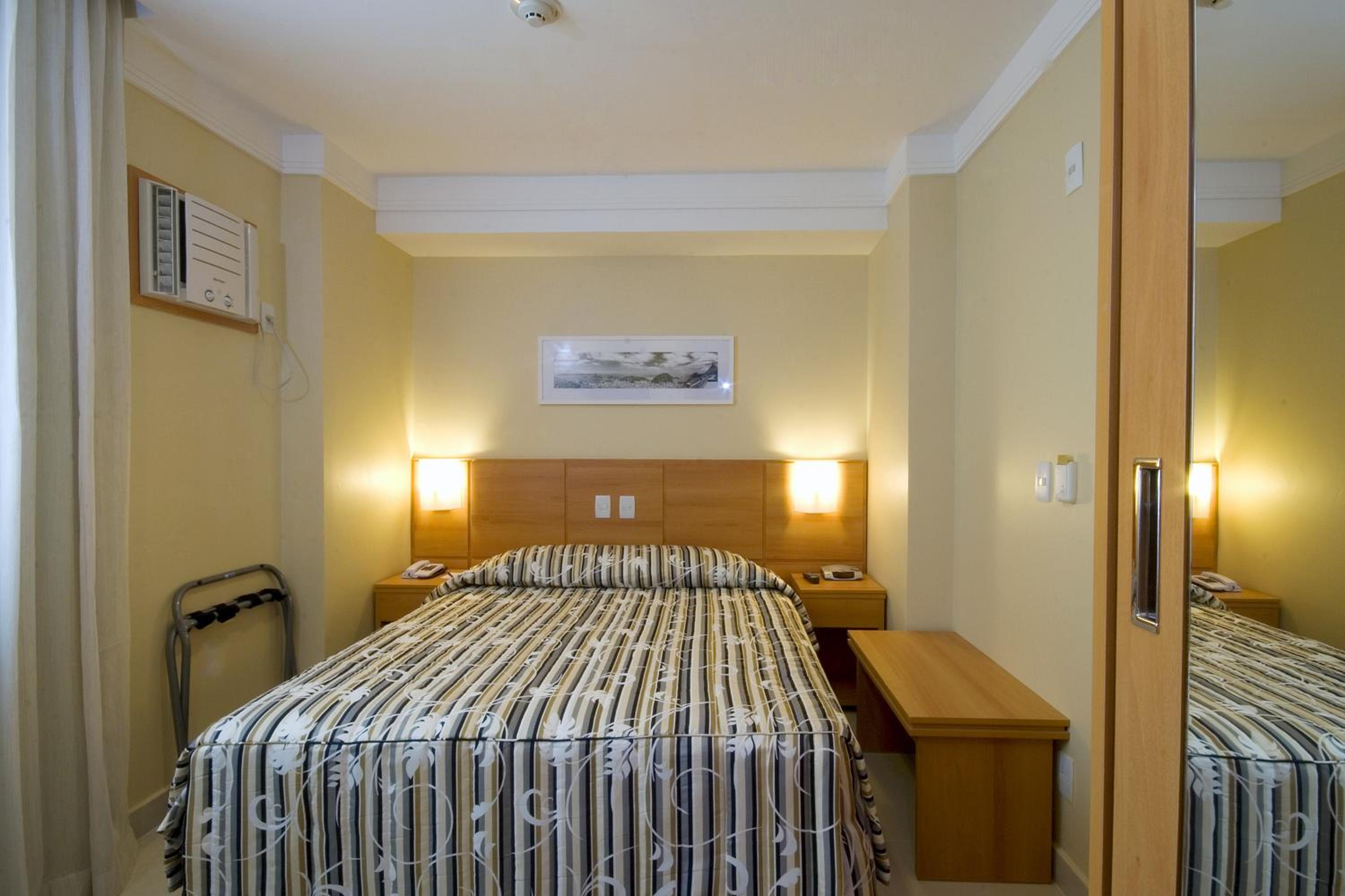 Standard Double Room - Photo 2
