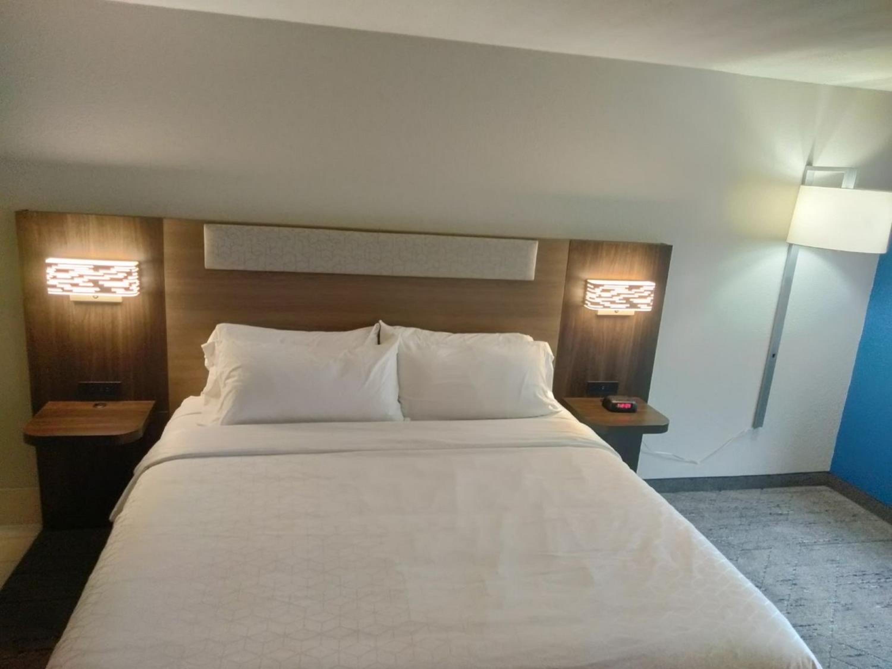 King Room - Disability Access - Photo 1