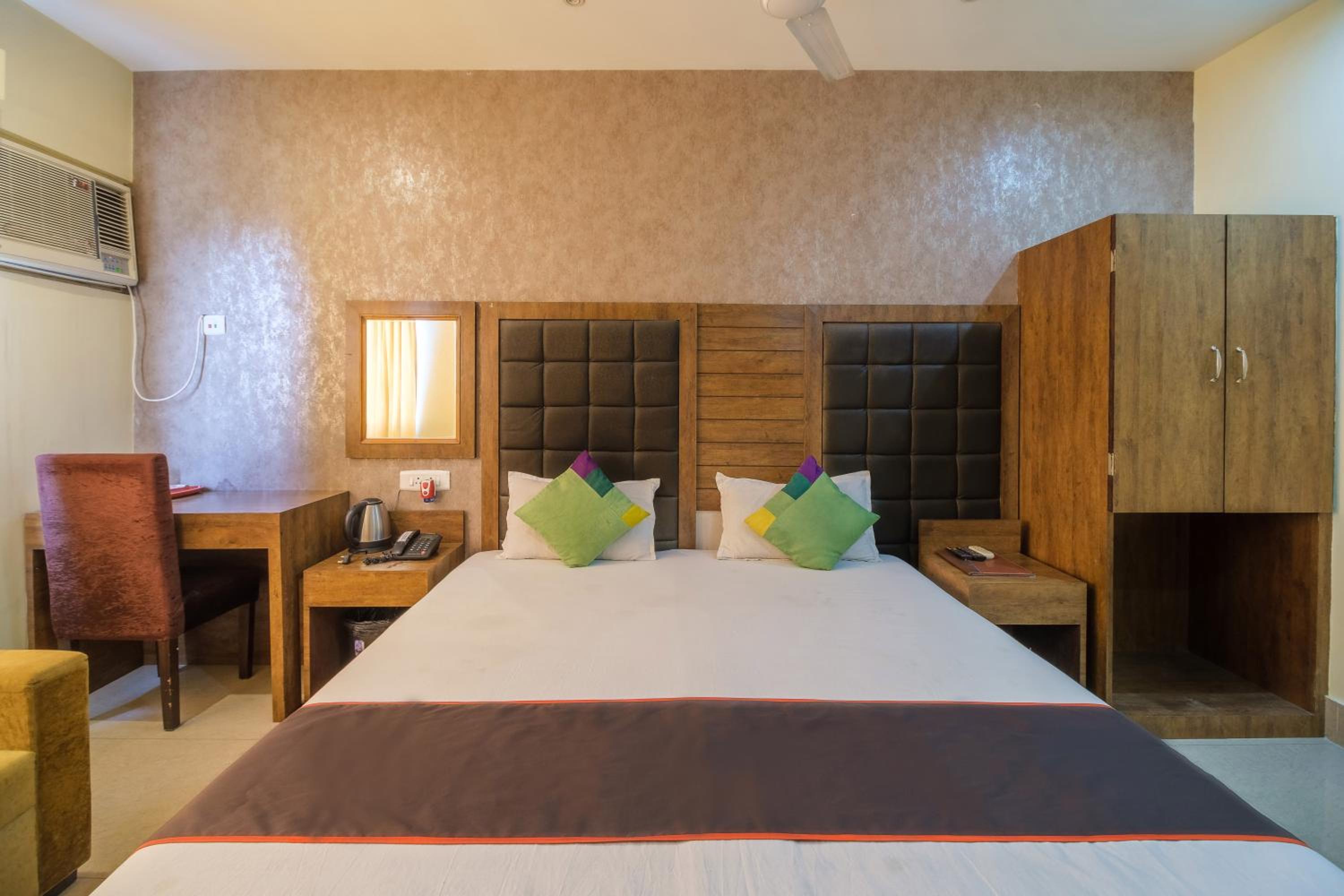 Deluxe Double Room photo 2