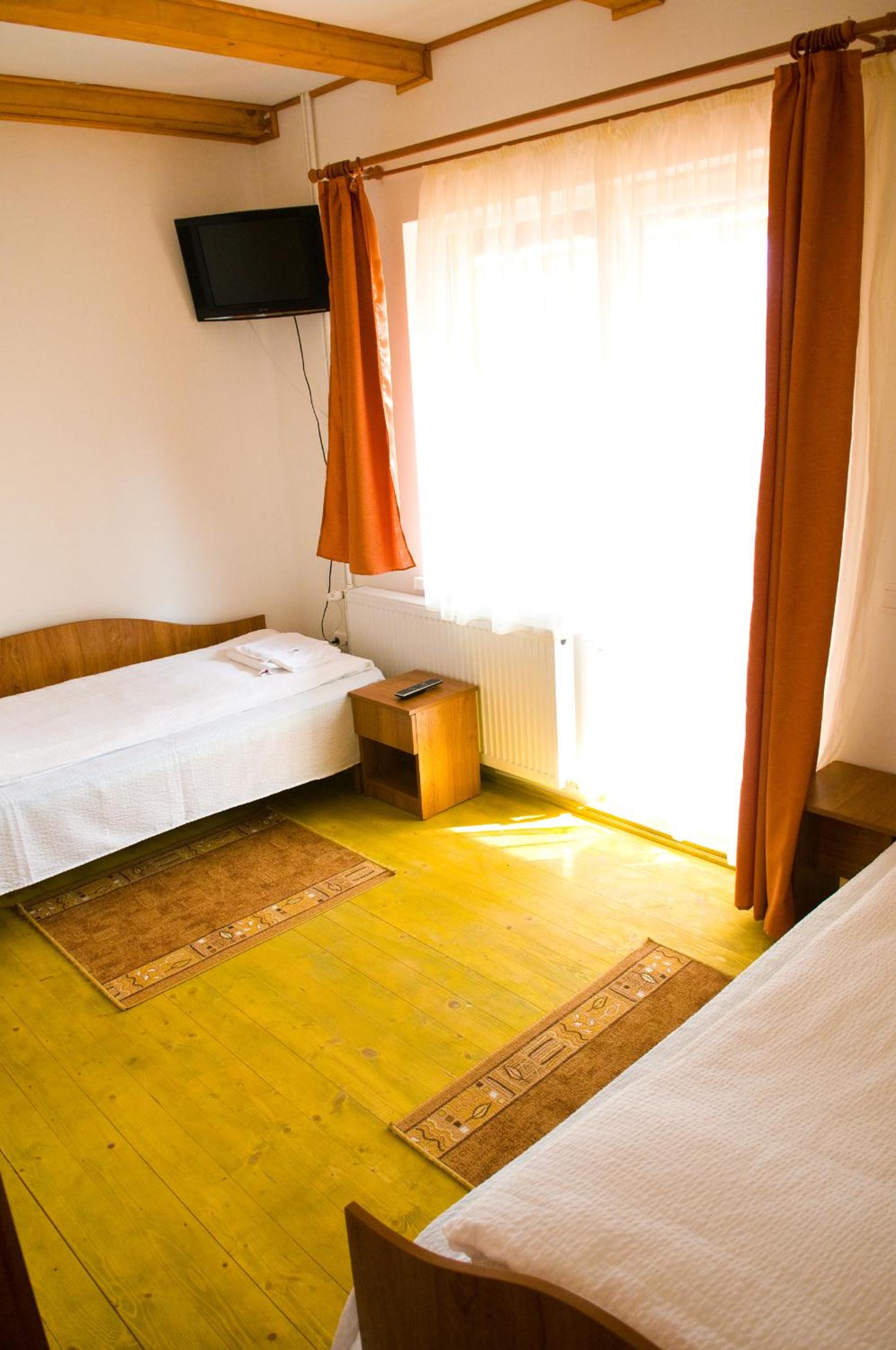 Twin Room photo 2