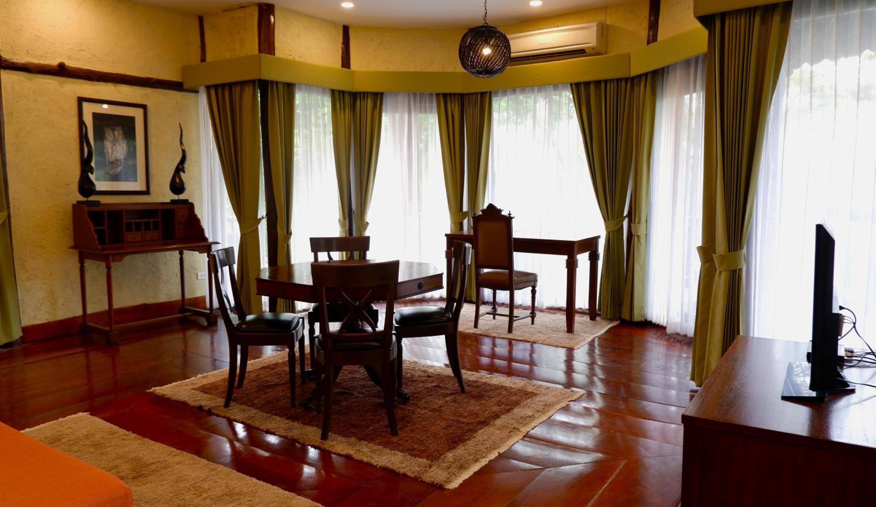 One-Bedroom Villa - Photo 7