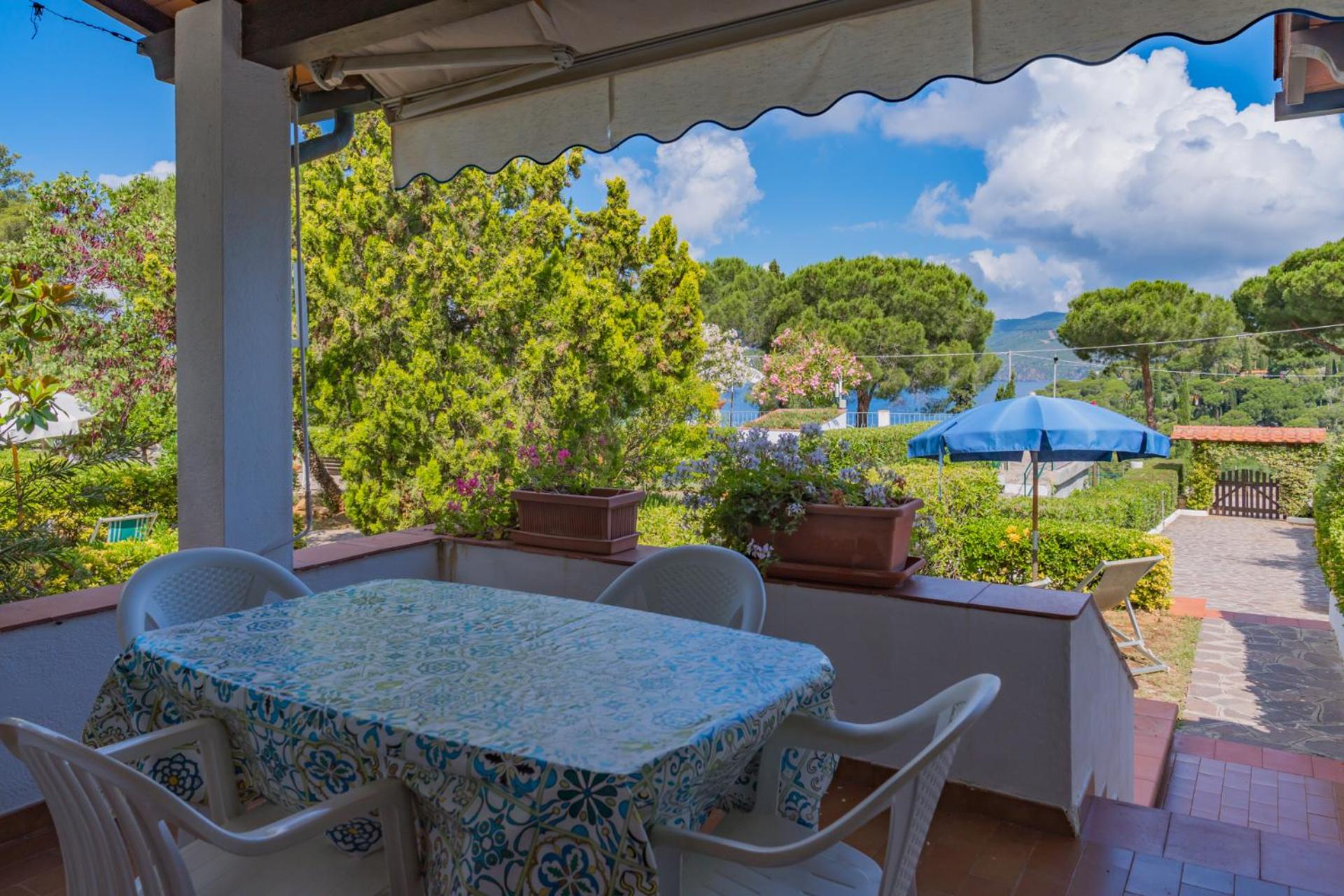 Apartment with Sea View photo 2