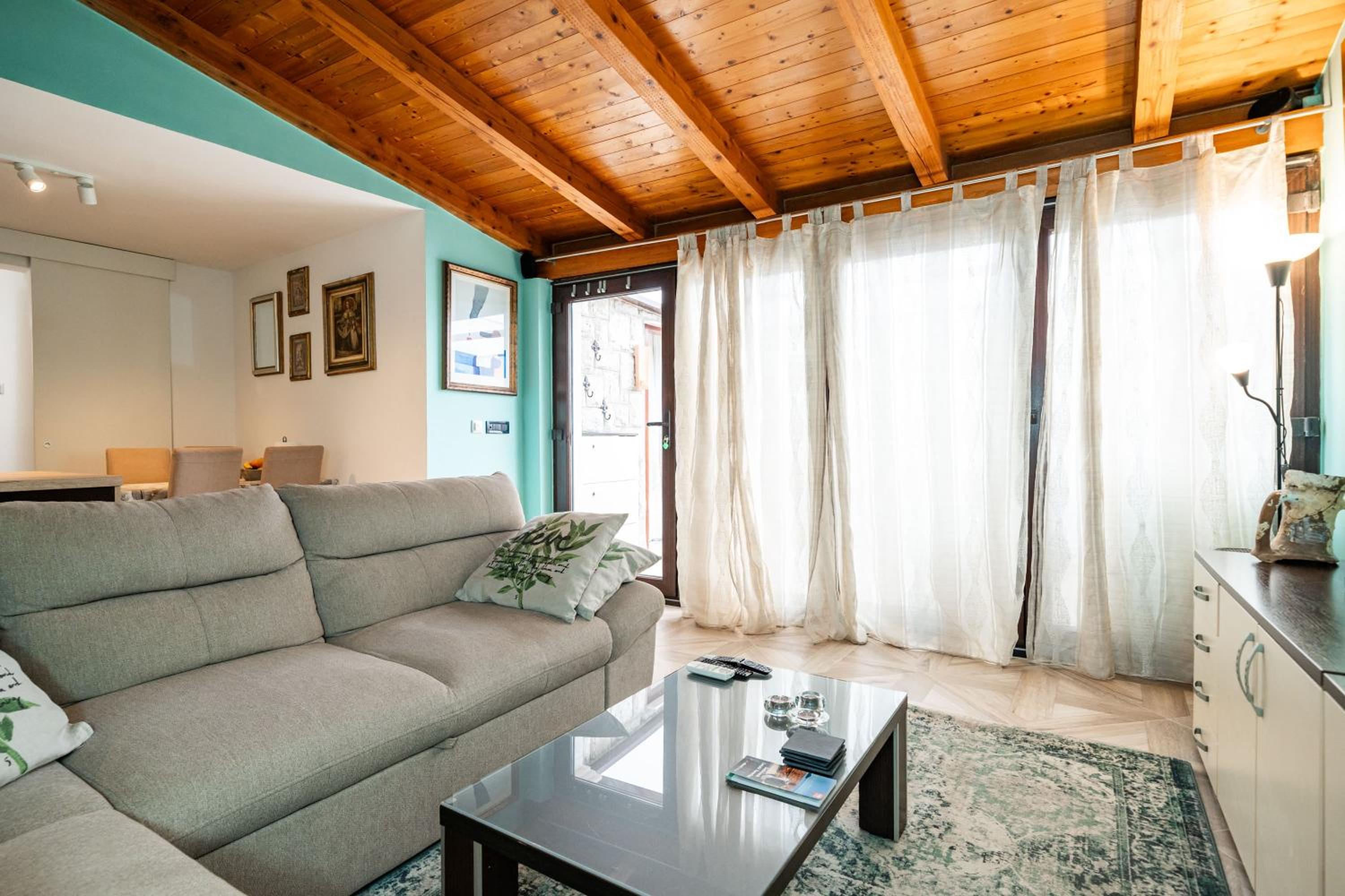One Bedroom Apartment with Terrace and Garden View