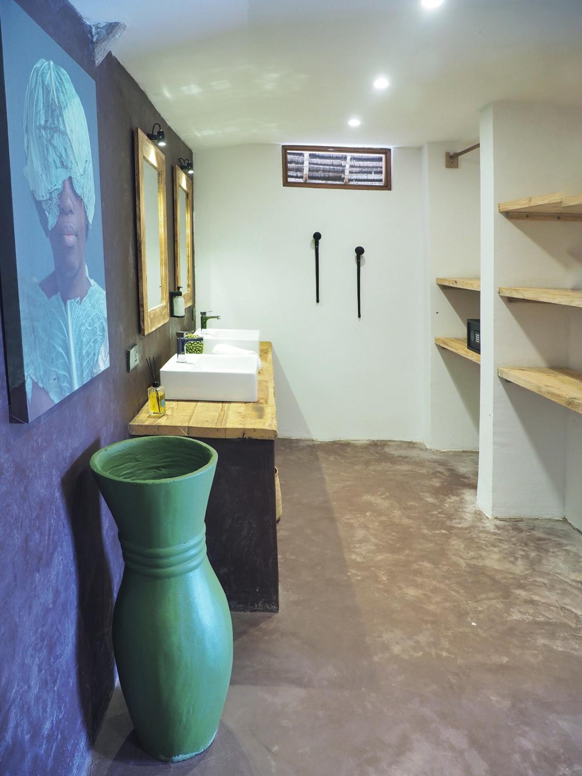 Suite with Private Pool - Photo 5