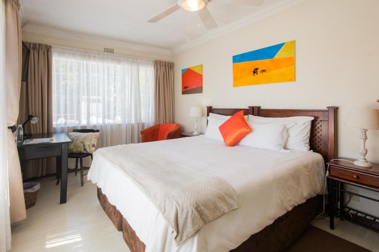 Superior Double or Twin Room photo 3