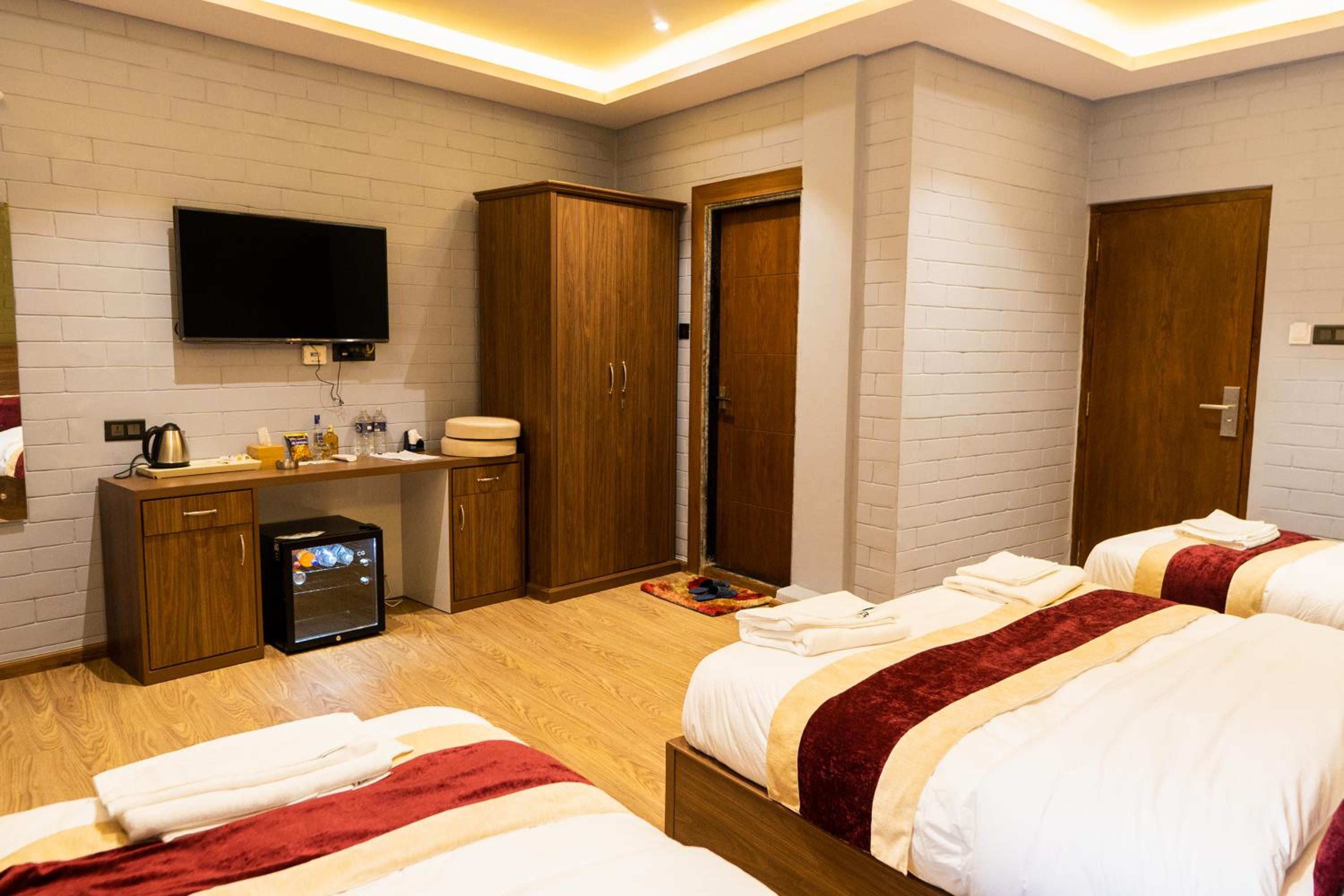 Deluxe Double Room photo 2