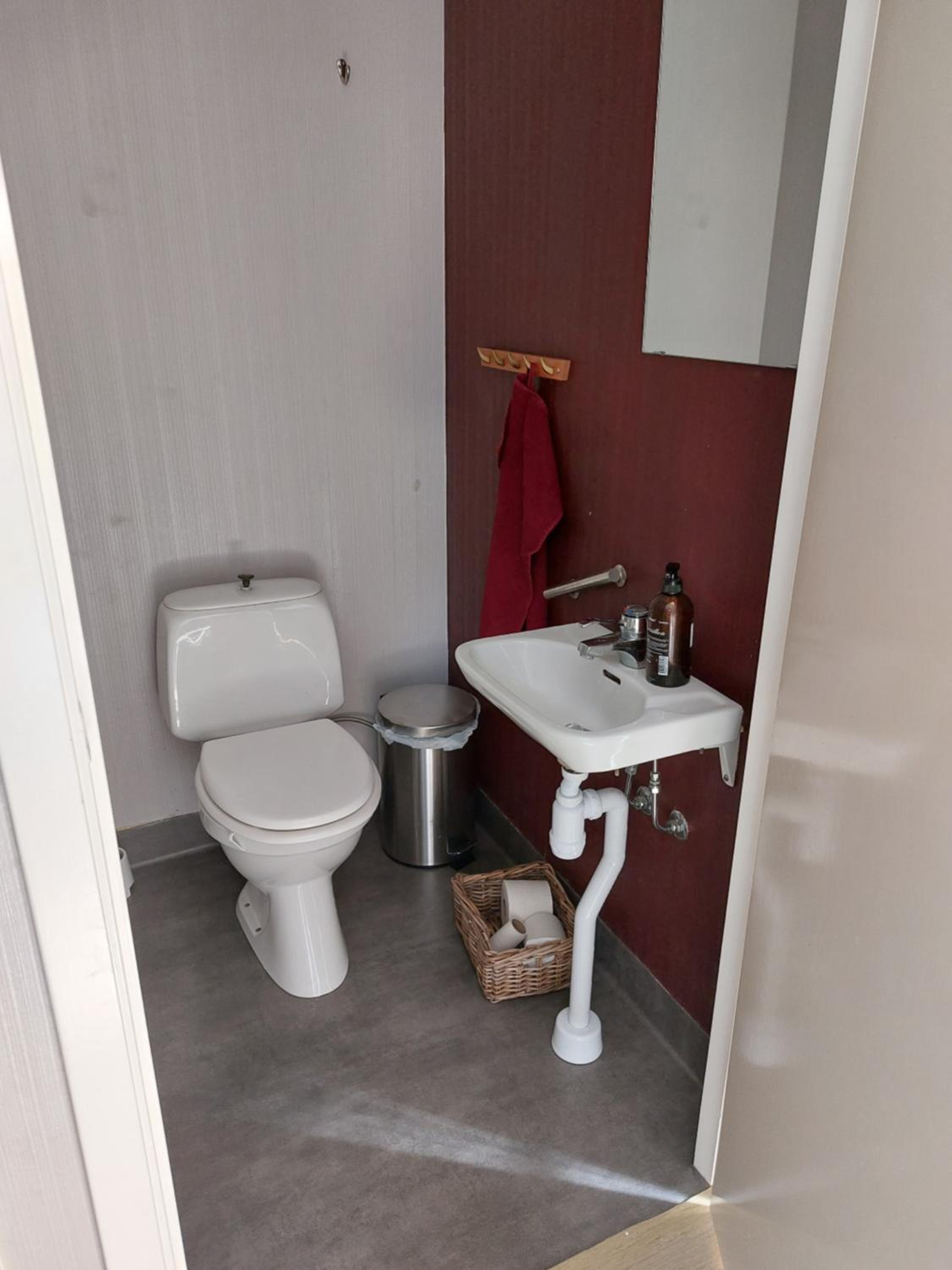 Single Room photo 3