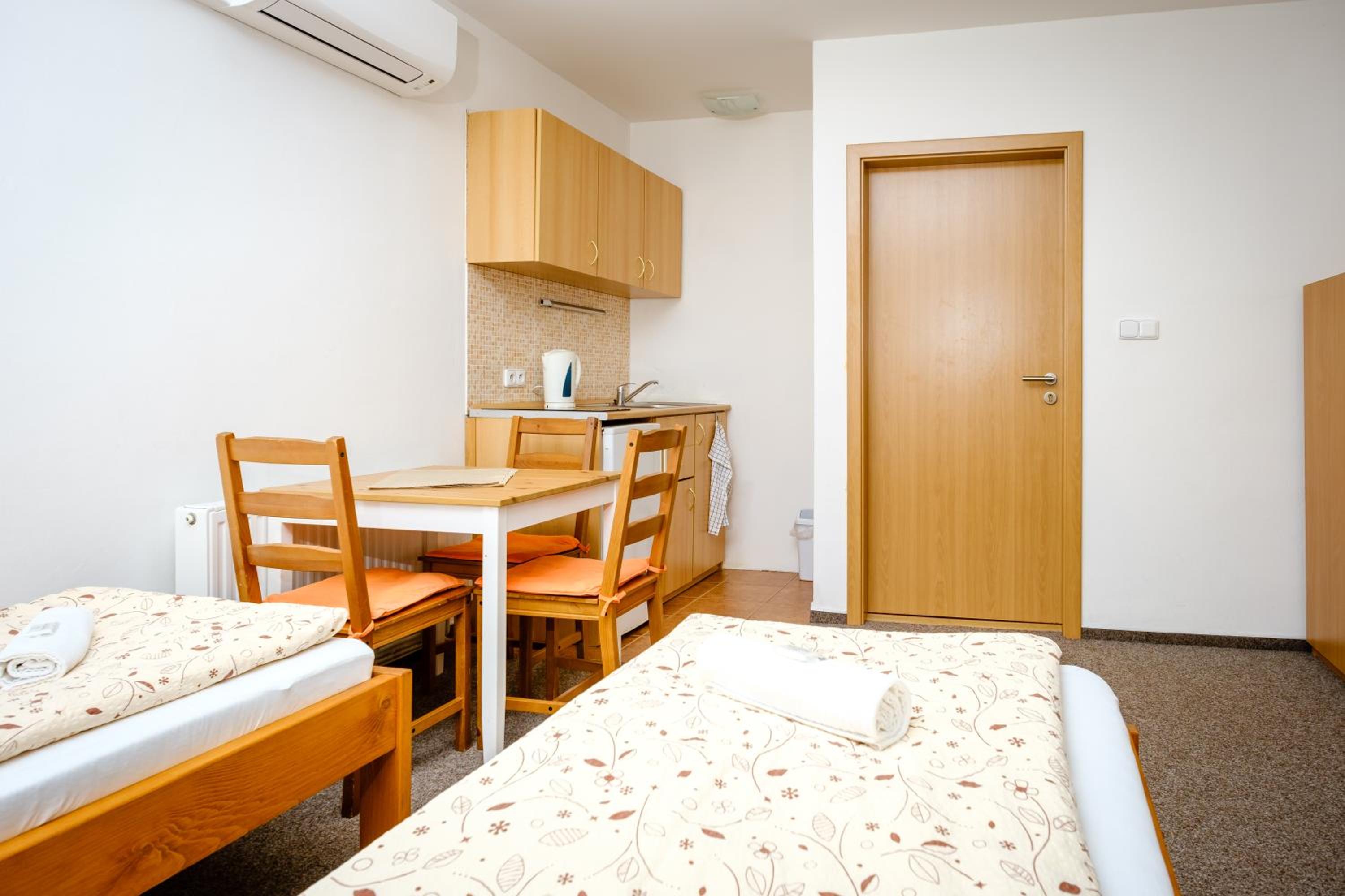 Triple Room with Bathroom photo 3