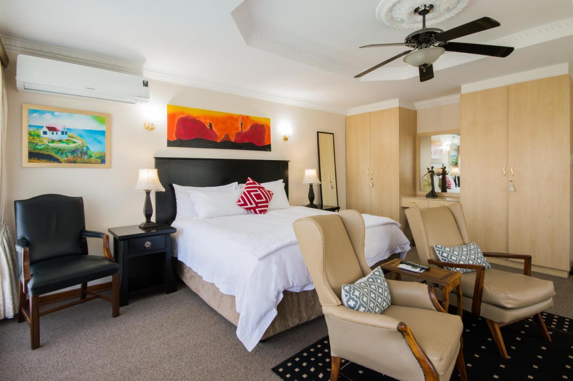 King Suite with Spa Bath photo 1